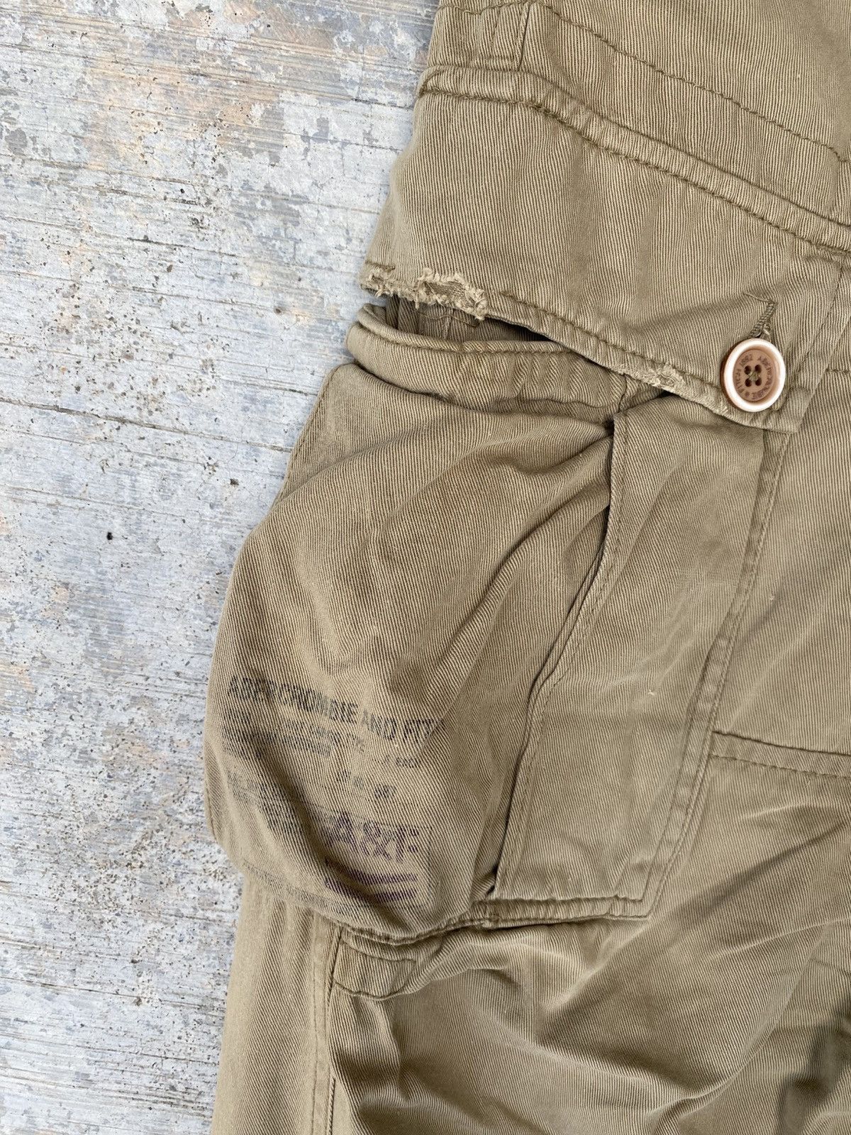 Abercrombie & Fitch Distressed Abercrombie baggy M65 cargo pants Size US 34 / EU 50 - 5 Thumbnail