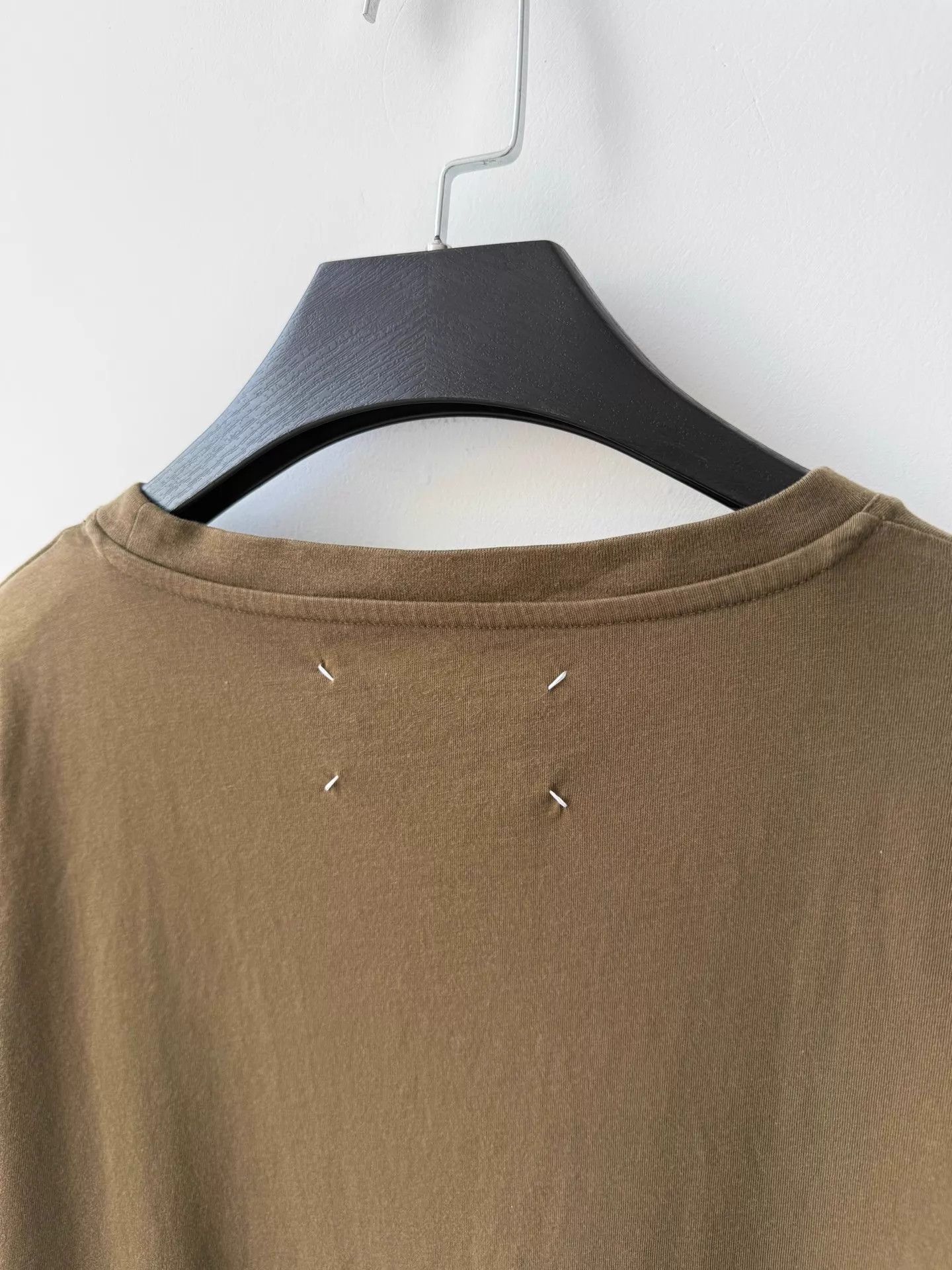 Maison Margiela Maison Margiela S/S19 Milk Tea Solid Tee Size US M / EU 48-50 / 2 - 5 Thumbnail