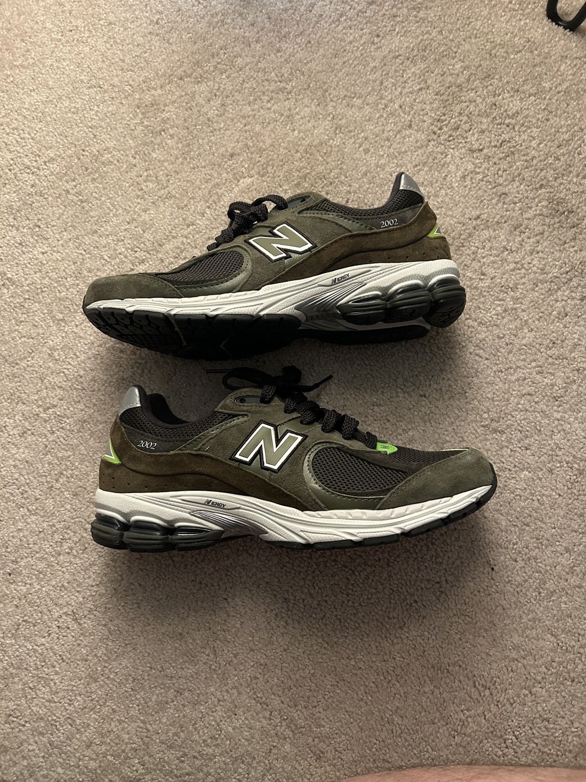 New Balance 2002r Olive w/ volt accent Size US 10 / EU 43 - 1 Thumbnail