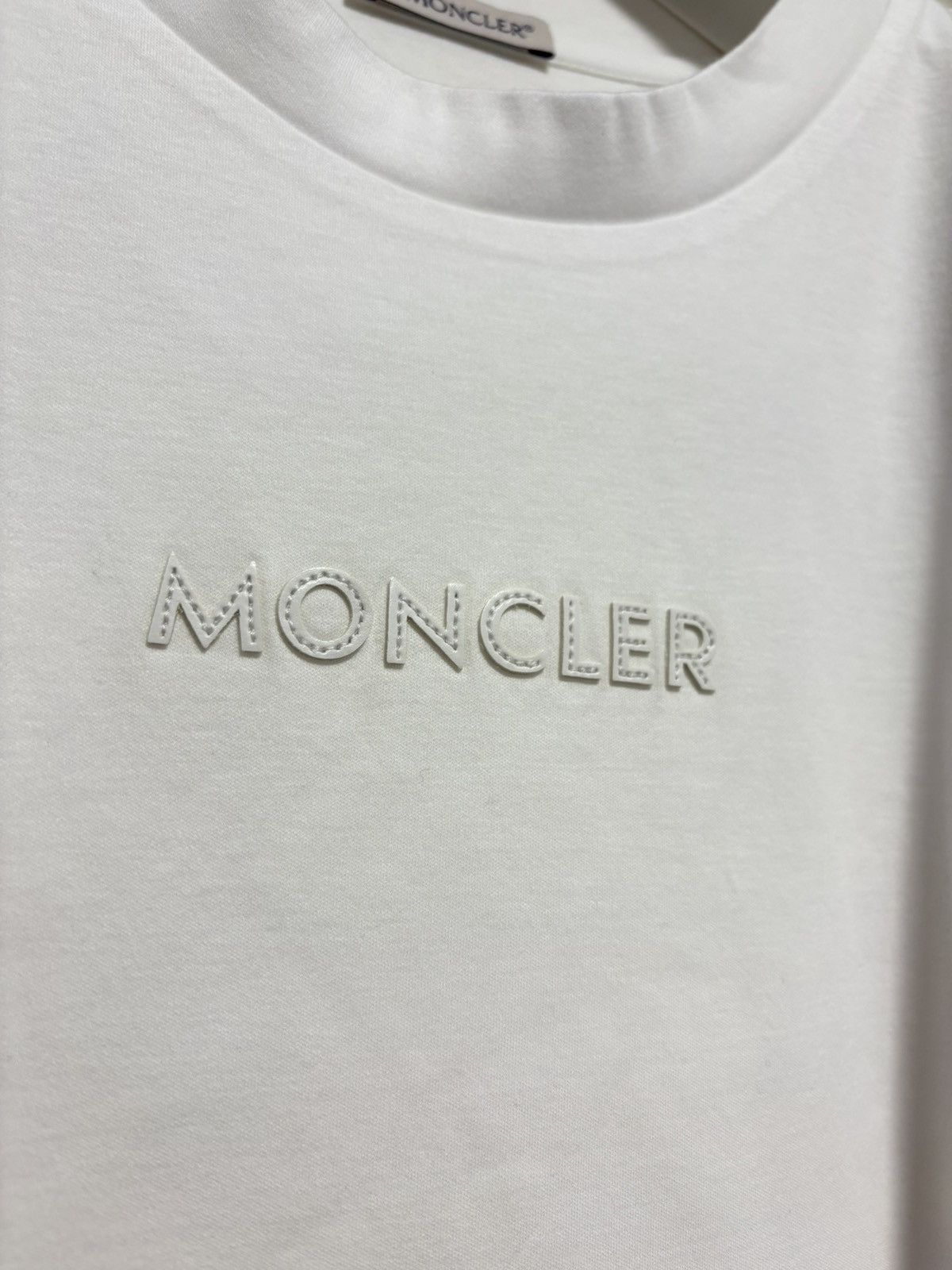 Moncler Moncler Short Sleeve T-Shirt Size US L / EU 52-54 / 3 - 3 Thumbnail