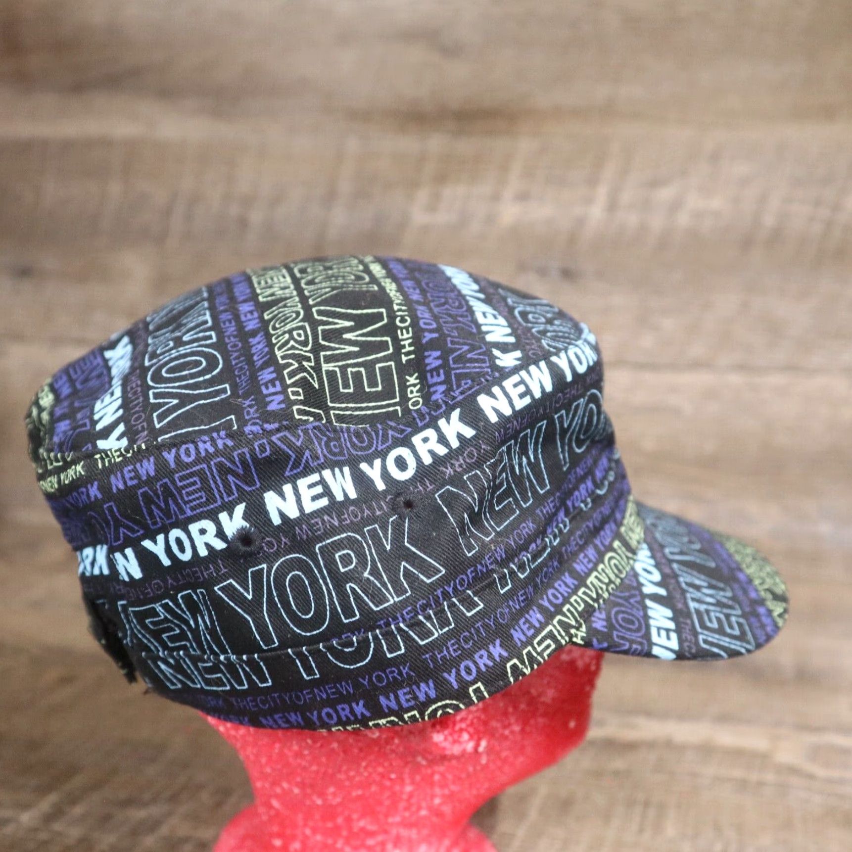Vintage VINTAGE New York City All Over Pattern Adjustable Strapback Hat Men Black City 90s Urban Size ONE SIZE - 4 Thumbnail