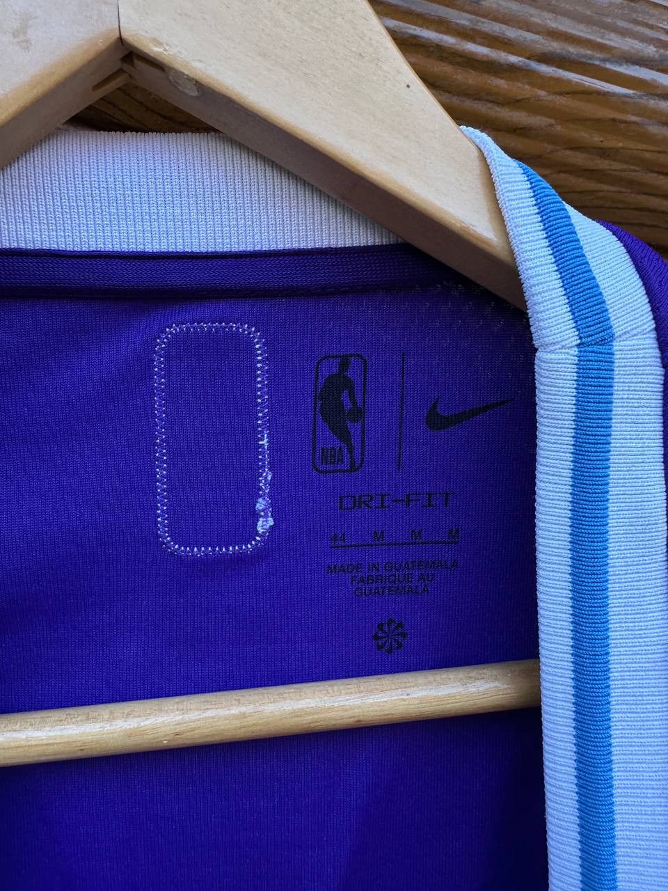 NBA LeBron James #6 Los Angeles Lakers Nike Swingman Jersey Size US M / EU 48-50 / 2 - 5 Thumbnail