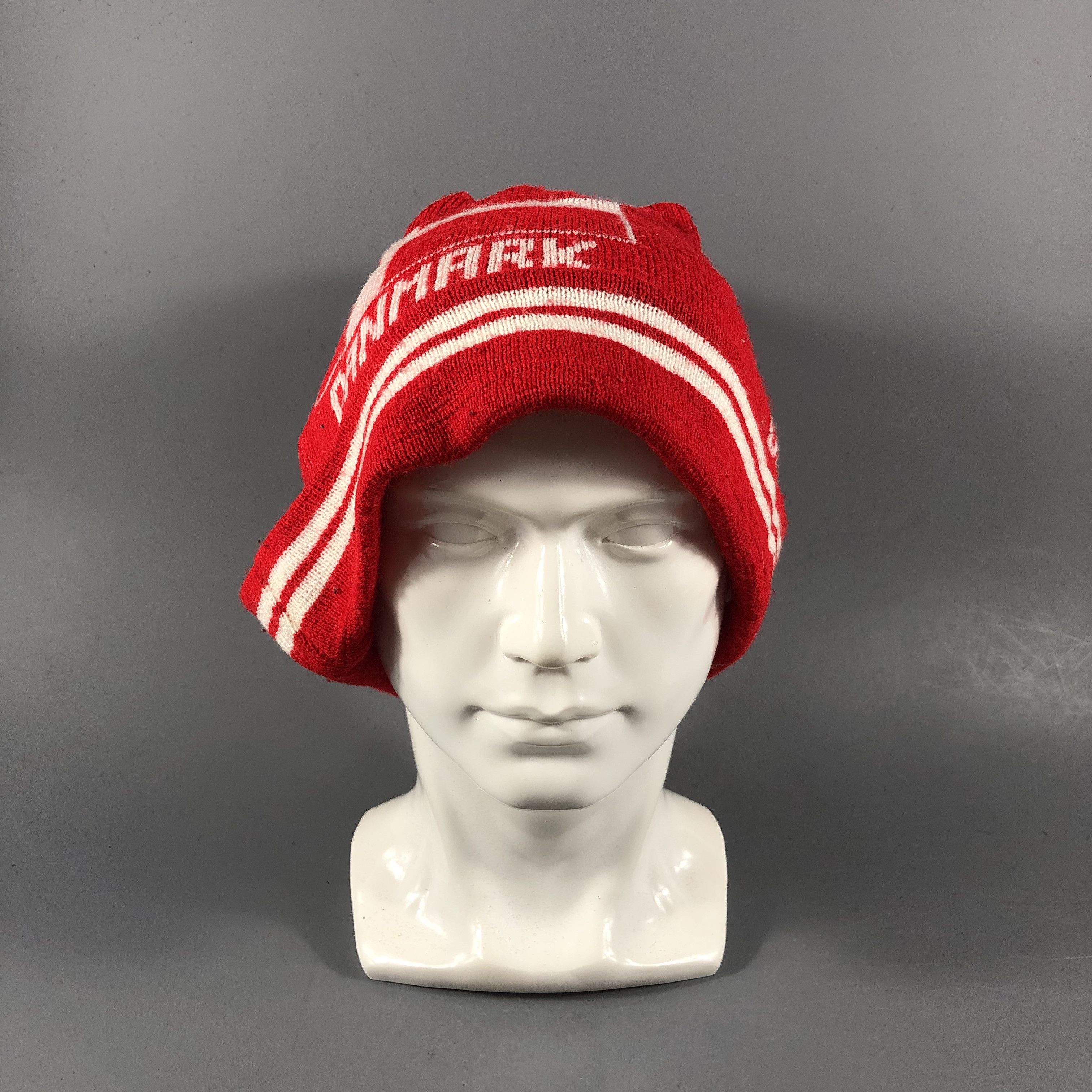 Vintage Denmark Slouchy Bobble Beanie Snowcap Snow Hat B1049 Size ONE SIZE - 2 Thumbnail