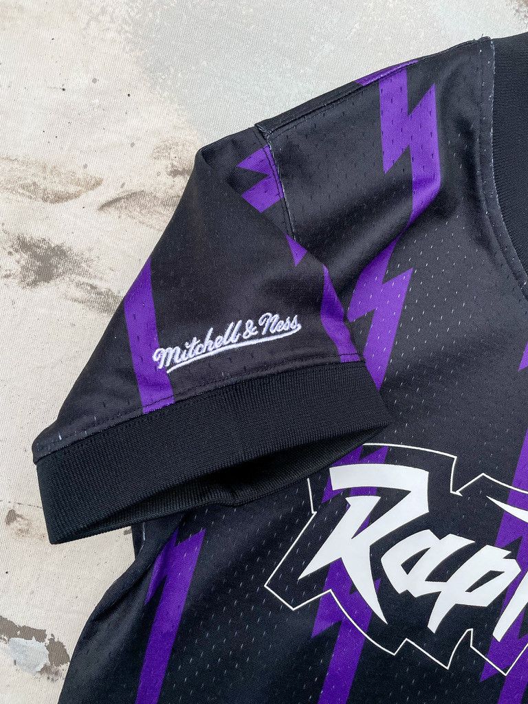Mitchell & Ness Toronto Raptors Mitchell & Ness Short Sleeve Jersey Size US S / EU 44-46 / 1 - 6 Thumbnail