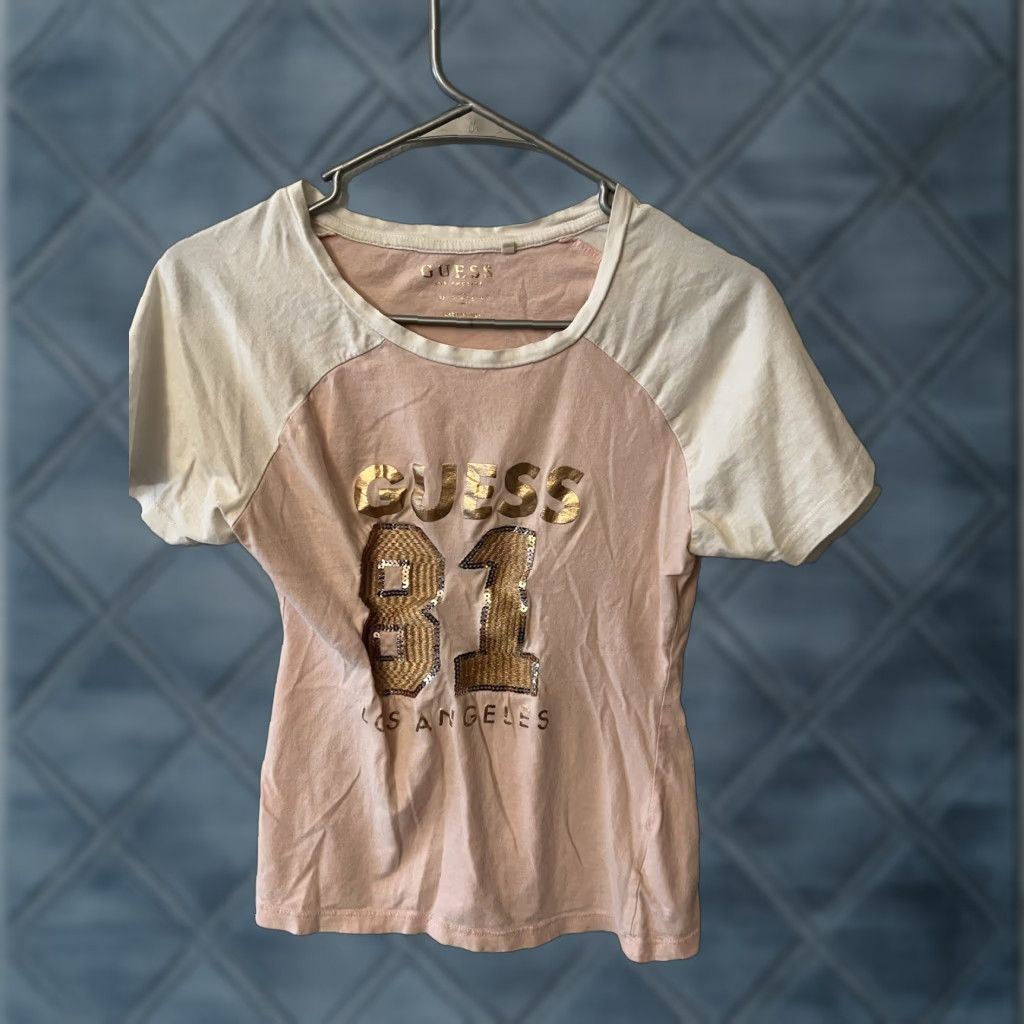 Guess VINTAGE GUESS Logo Graphic T-Shirt Women’s Size M Pink crewNeck Size M / US 6-8 / IT 42-44 - 1 Thumbnail