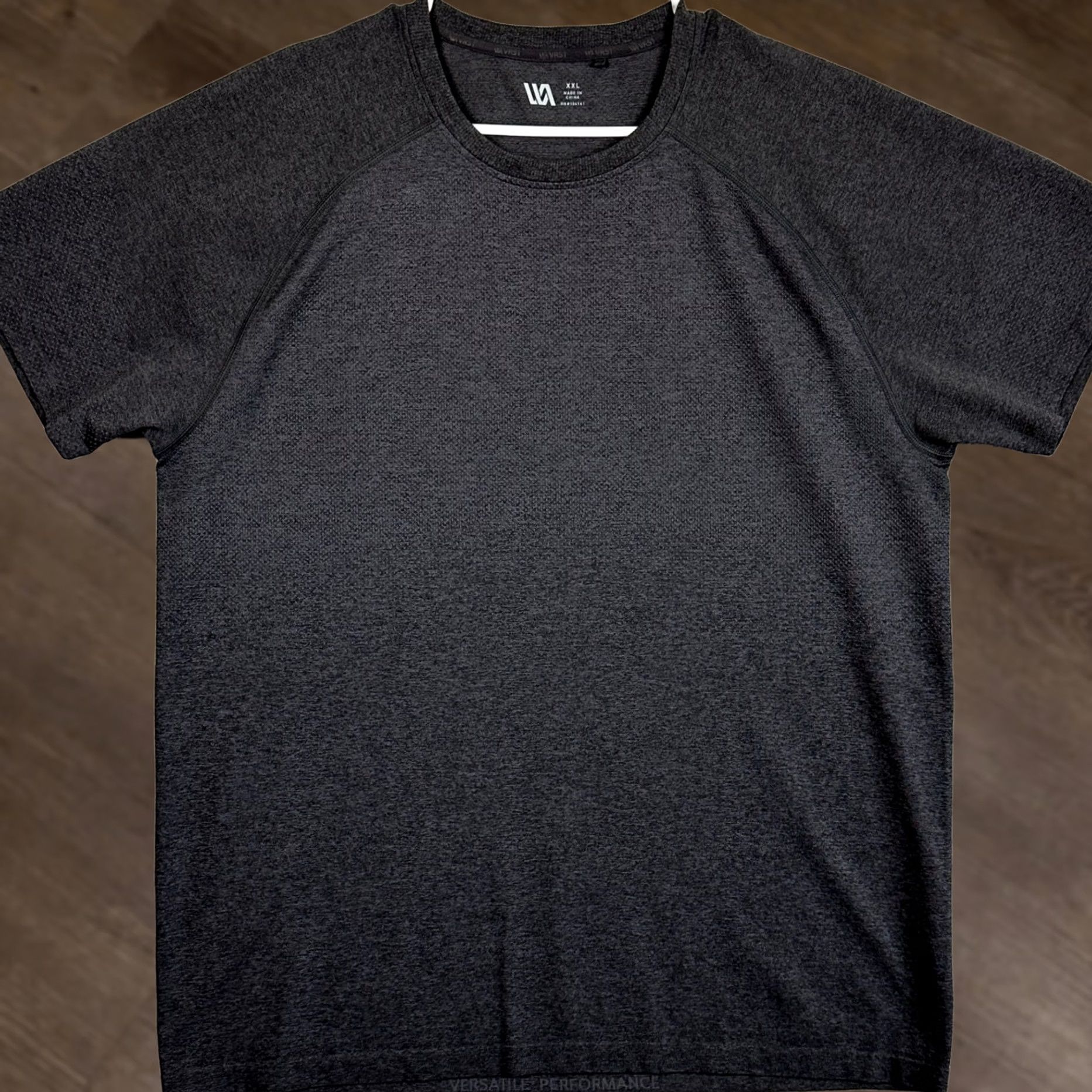 Vintage VRST T-Shirt Short Sleeve Tee Mens 2XL Black Gray Athletic Performance Crewneck Bath breathable Size US XXL / EU 58 / 5 - 1 Thumbnail