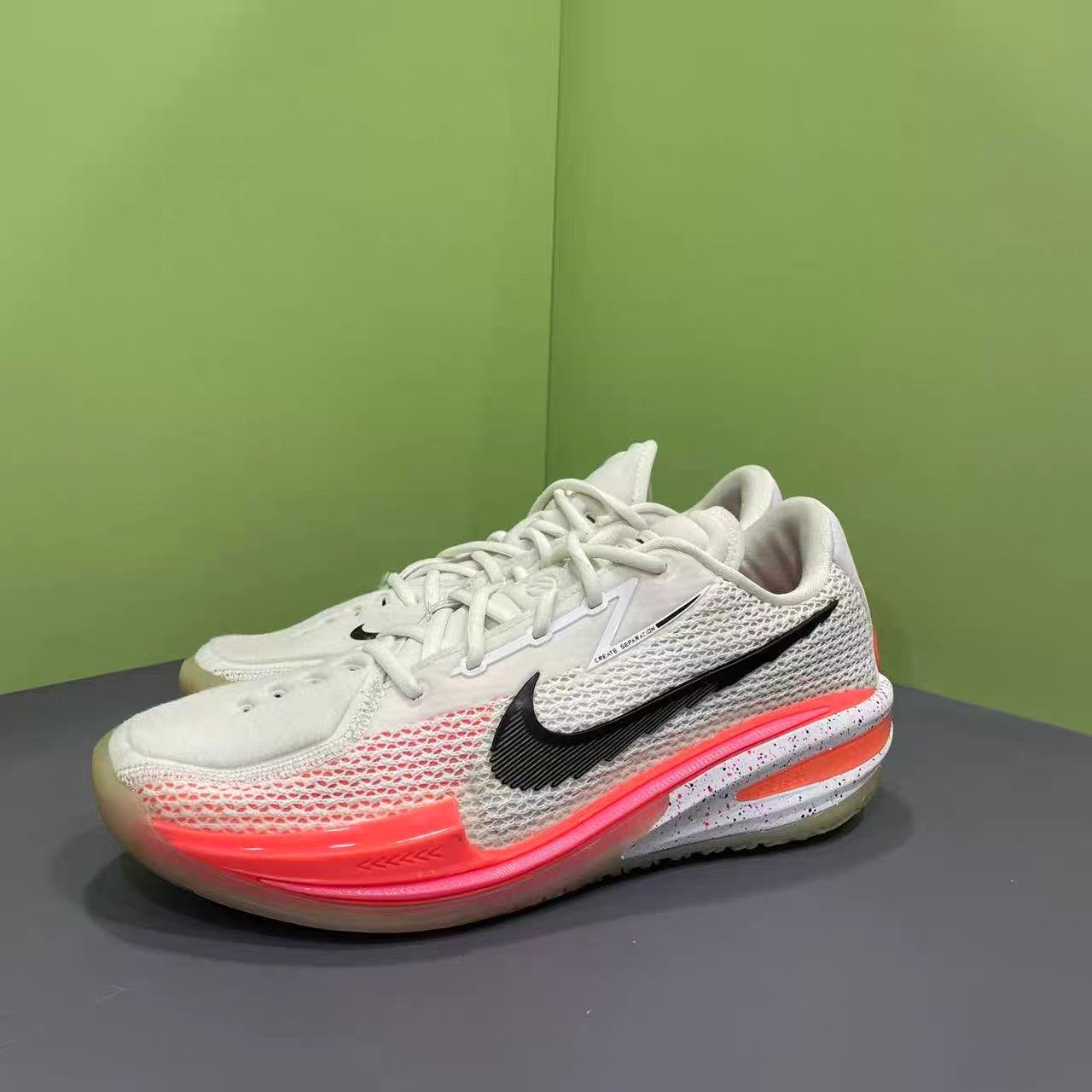 Nike Nike GT Cut 1 Peach White Pink K15 Size US 10 / EU 43 - 1 Thumbnail