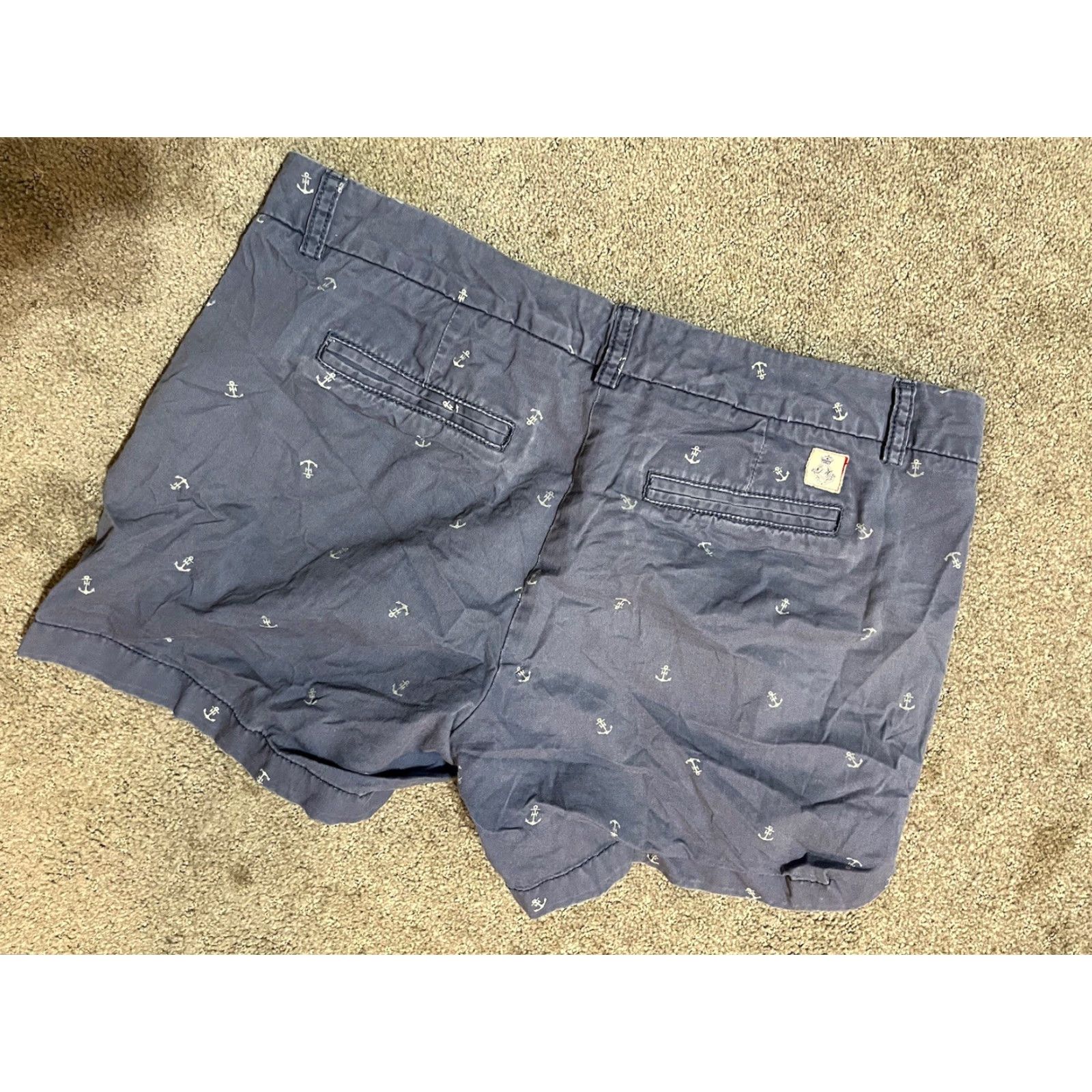 Tommy Hilfiger VINTAGE Tommy Hilfiger Women’s Chino Shorts Size 8 Blue Preppy 4” Inseam Distressed Size 30" / US 8 / IT 44 - 2 Thumbnail