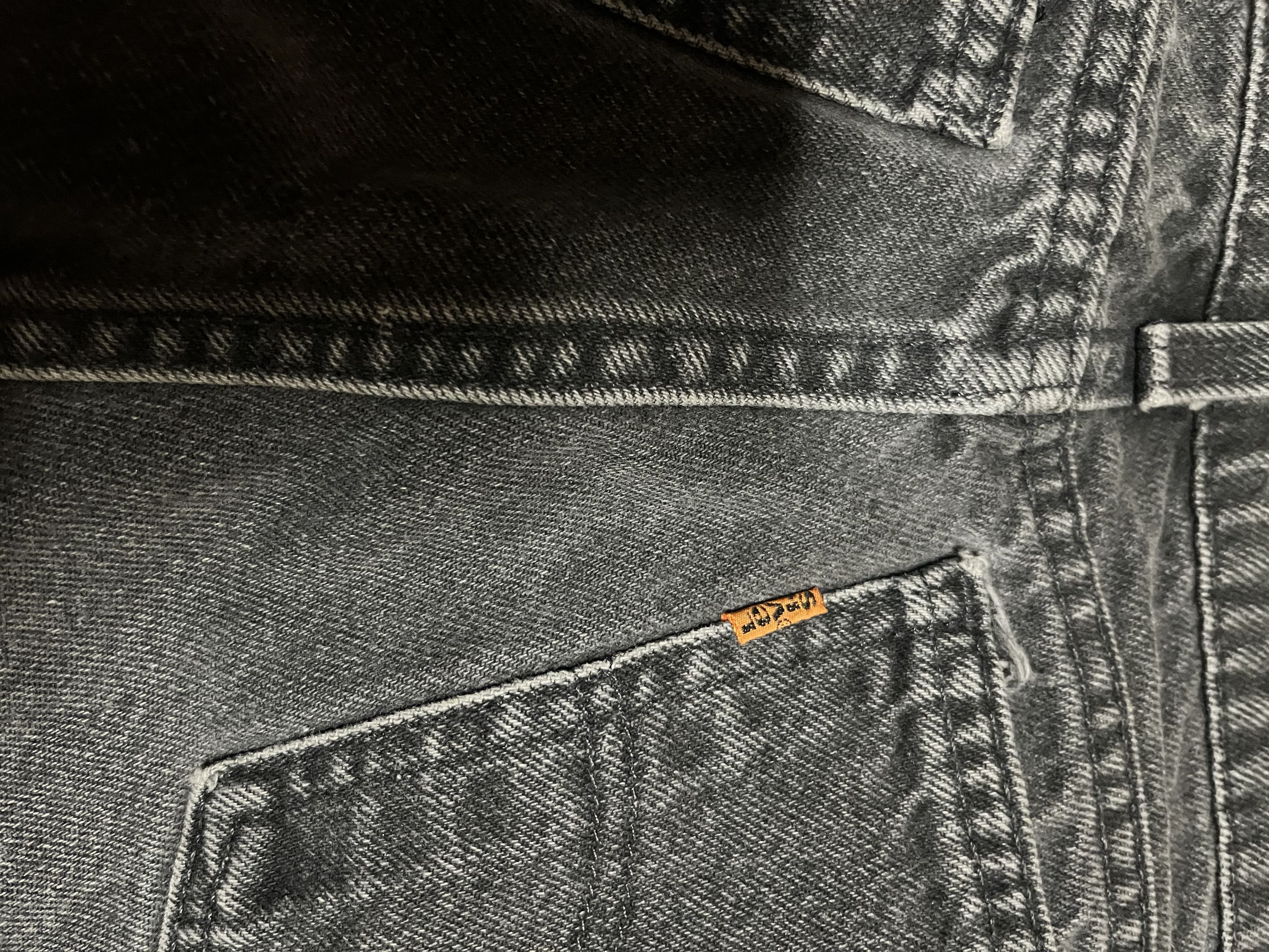 Levi's Levi’s orange tabs Size US 32 / EU 48 - 1 Thumbnail