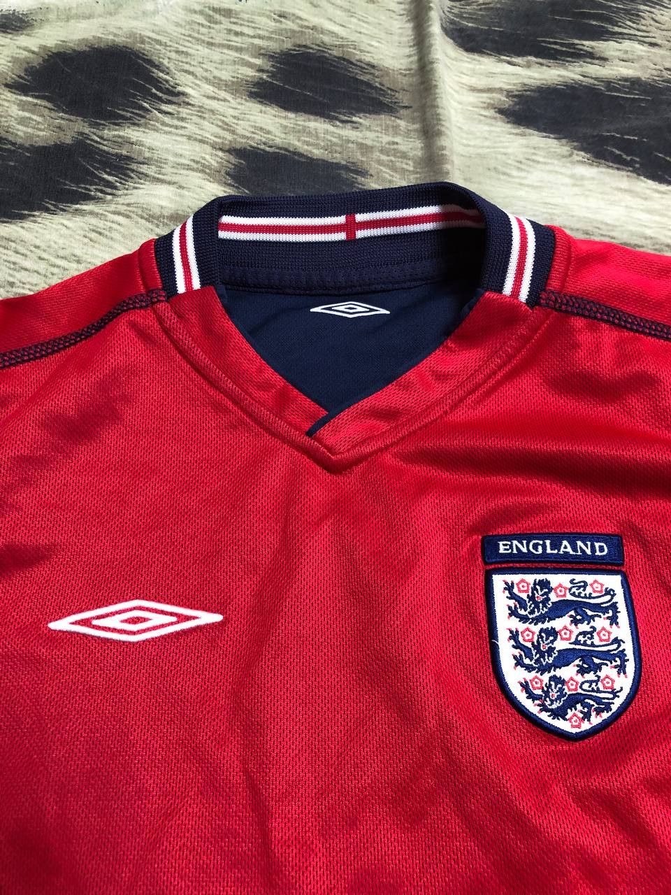Umbro Vintage Umbro England Football Shirt Away Reversible Top Size US S / EU 44-46 / 1 - 7 Thumbnail