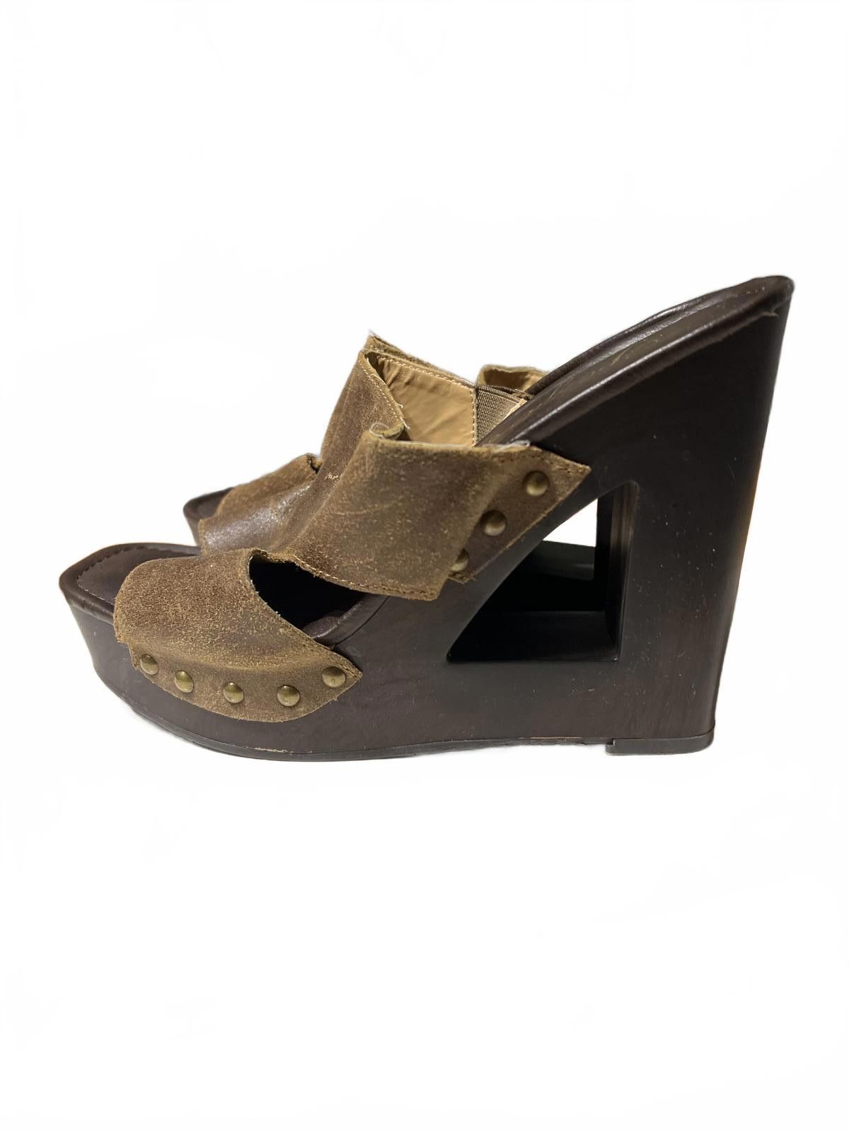 Other Fergie Brown leather Wedge Sandals Stud Accents 8.5 Size US 8.5 / IT 38.5 - 3 Thumbnail