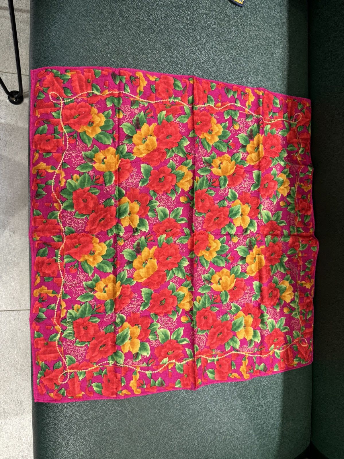 Burberry × Givenchy × Versace Vintage Scarf (100% cotton) Size ONE SIZE - 20 Thumbnail