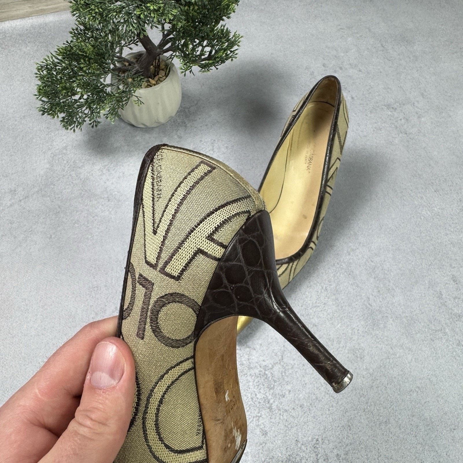 Dolce & Gabbana Dolce Gabbana Womrn Monogram Hells Pumps Size 38.5 US 8.5 Size US 8.5 / IT 38.5 - 4 Thumbnail