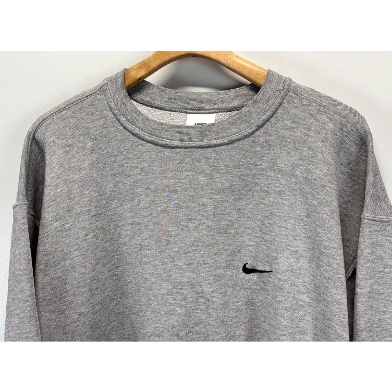 Nike VINTAGE Nike Sweatshirt Crewneck Men XL 90s Gray Pullover Essentials Mini Swoosh 90s Mens Size US XL / EU 56 / 4 - 3 Thumbnail