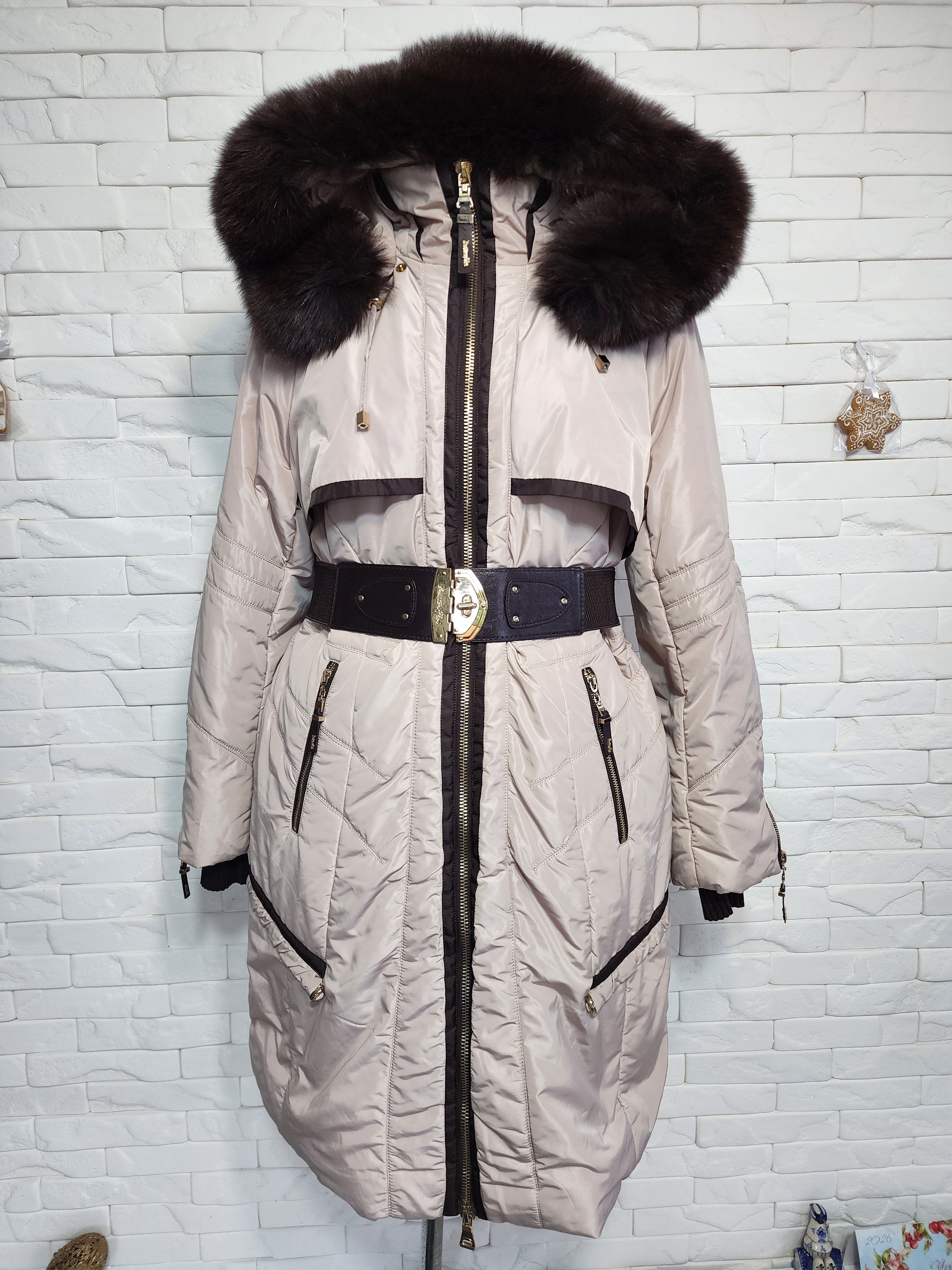 Uniqlo Beige Warm Women's Coat: Hooded Fur Trim Winter Jacket Size XL / US 12-14 / IT 48-50 - 1 Thumbnail
