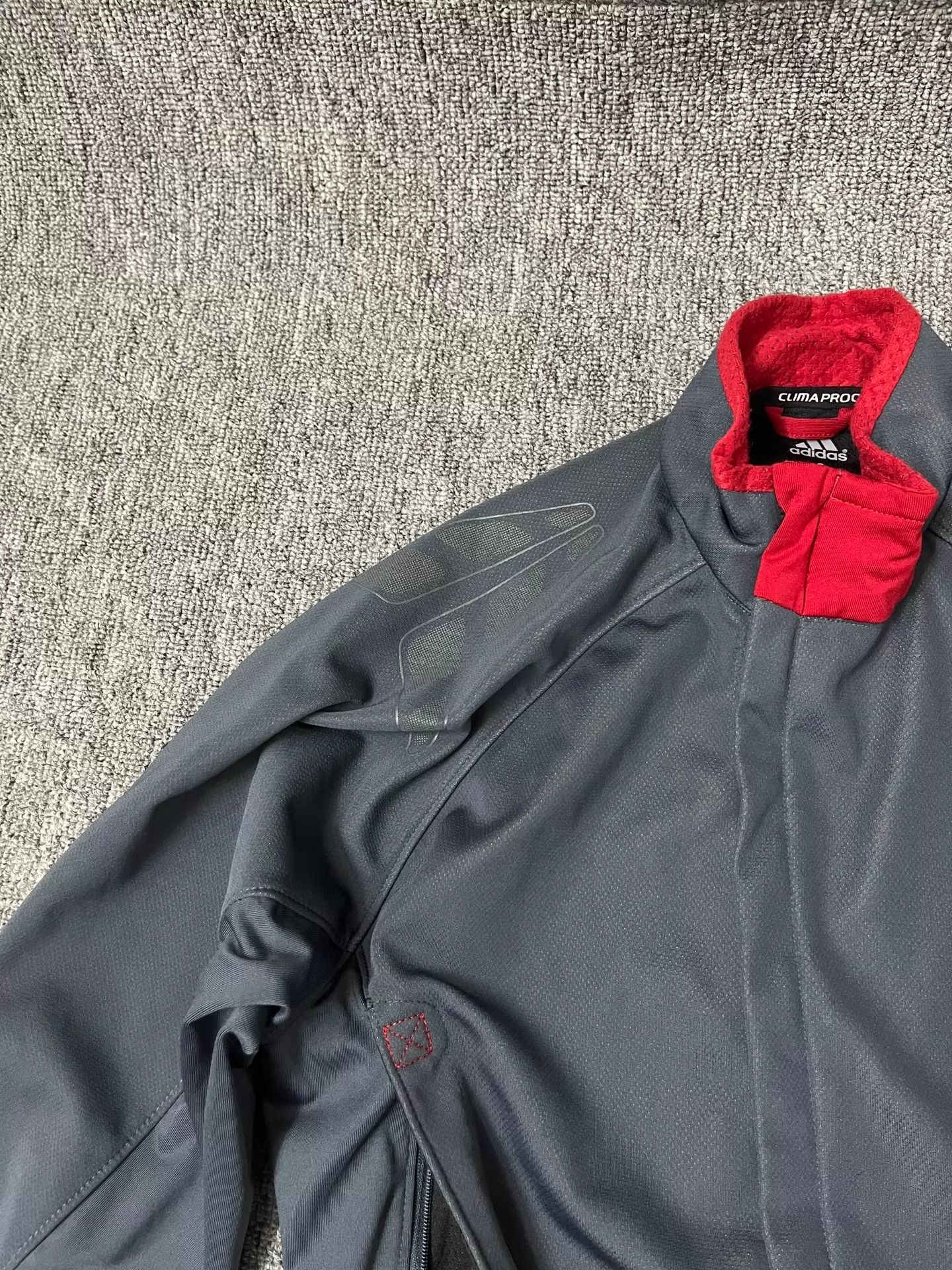Adidas Adidas 00s Ergonomic Sports Jacket Size US S / EU 44-46 / 1 - 4 Thumbnail
