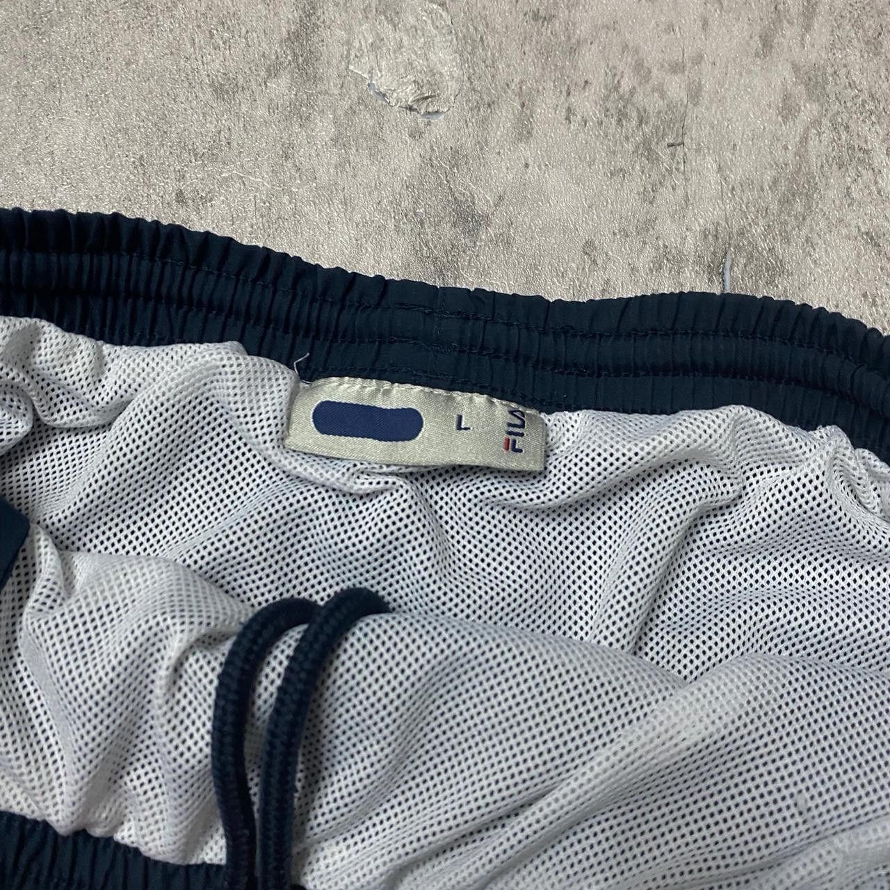 Fila Navy Fila shorts Size US 34 / EU 50 - 3 Thumbnail