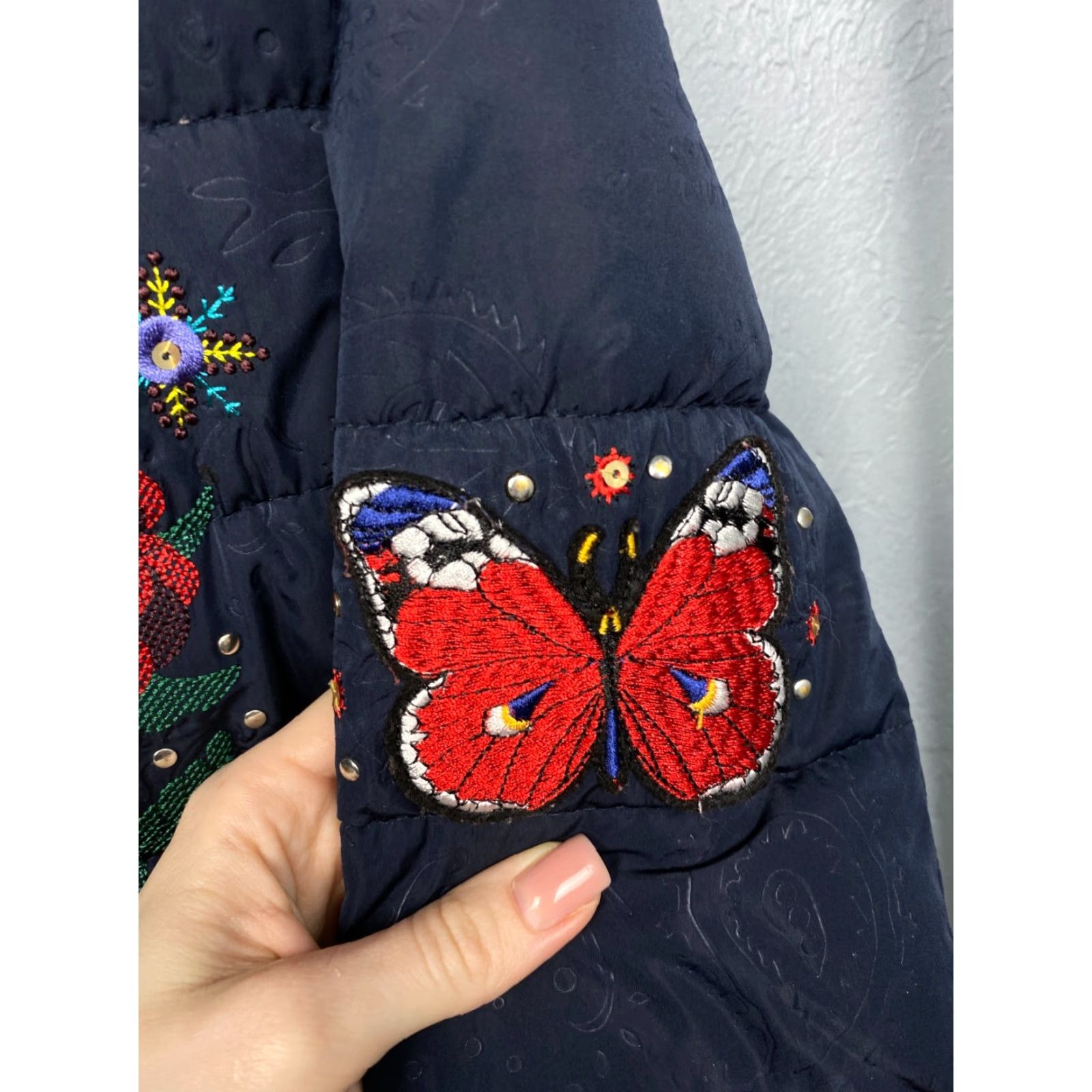 Desigual Desigual Puffer Jacket Womens 42 (M) Jacket Blue Floral Embroidered Long Sleeve Zip Vintage: No Women Regular Size 42 XS-XL Size M / US 6-8 / IT 42-44 - 4 Thumbnail