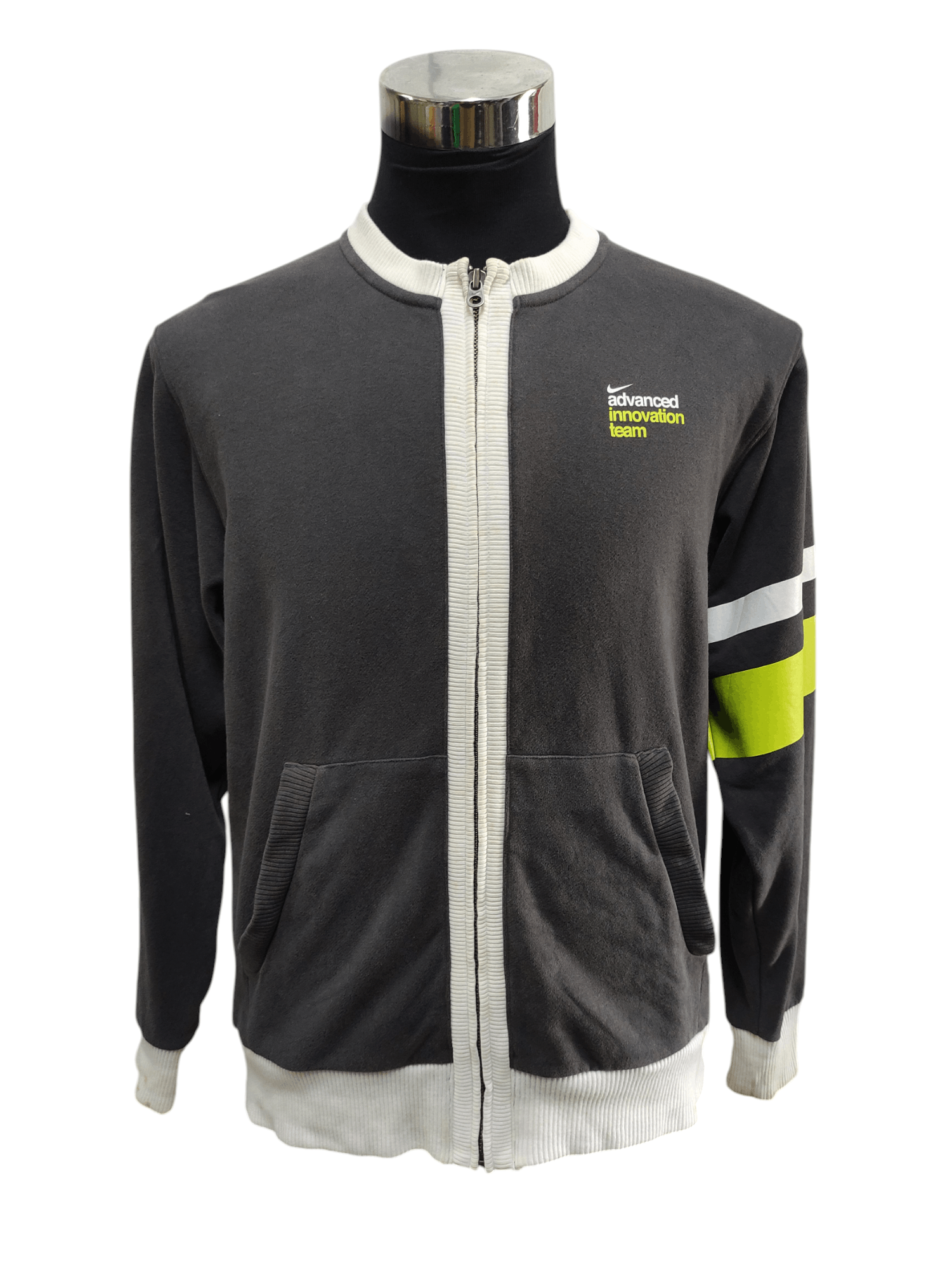 Nike NIKE ADVANCED INNOVATION TEAM Size US M / EU 48-50 / 2 - 1 Thumbnail