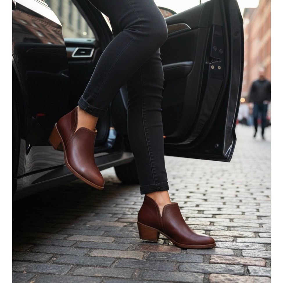 Nisolo Nisolo Mia Everyday Ankle Boot Size 7.5 Size US 7.5 / IT 37.5 - 1 Thumbnail