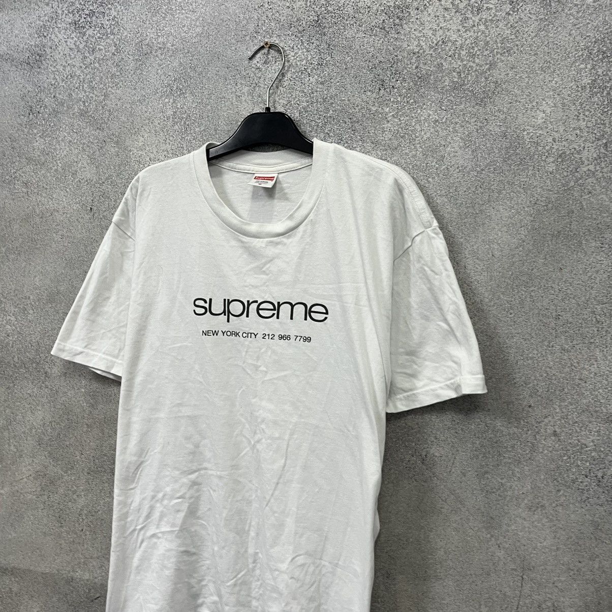 Supreme Supreme T-Shirt big logo white tshirt Size US M / EU 48-50 / 2 - 2 Thumbnail