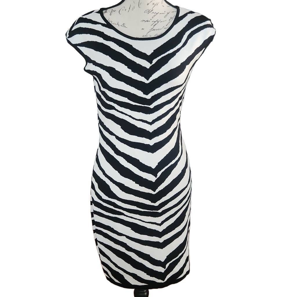 Express Express Women's Size Medium White Black Tiger Stripe Sleevel Size M / US 6-8 / IT 42-44 - 1 Thumbnail