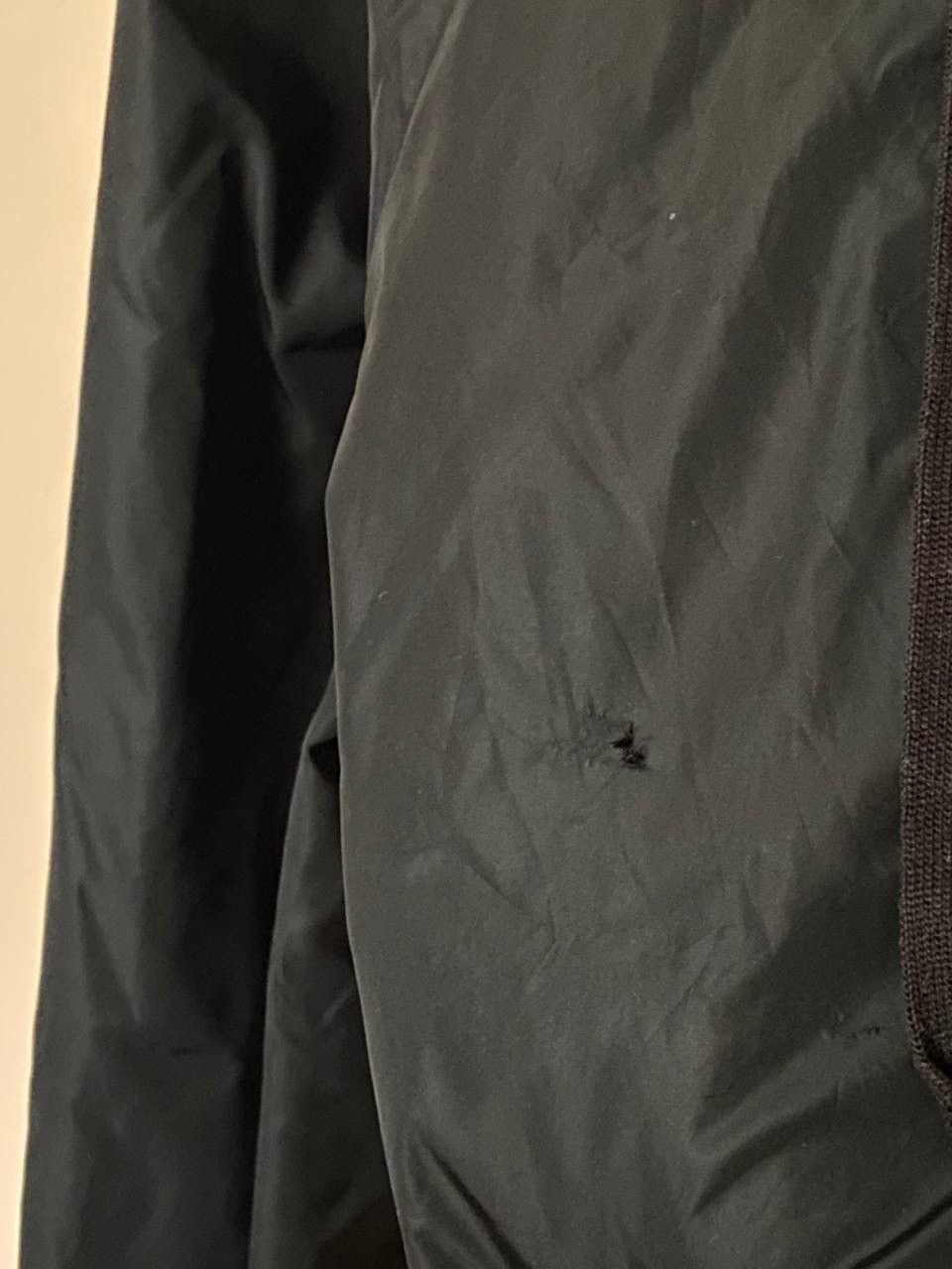 Dolce & Gabbana Dolce & Gabbana Nylon Jacket hood D&G Logo Size US L / EU 52-54 / 3 - 6 Thumbnail