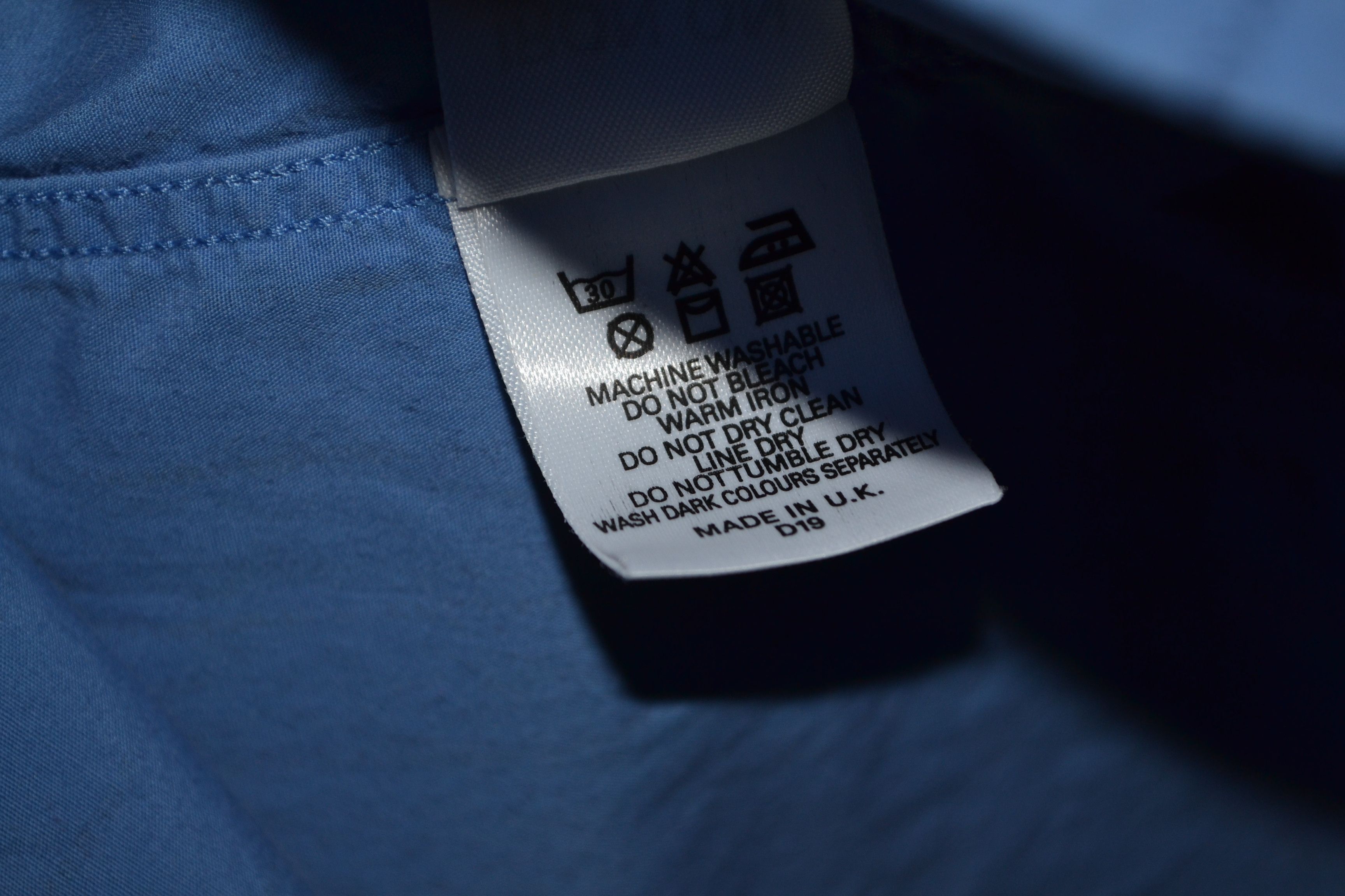 Burberry Burberry Vintage UK Spellout Monogram Blue Shirt 17 43 L-XL Size US L / EU 52-54 / 3 - 14 Thumbnail