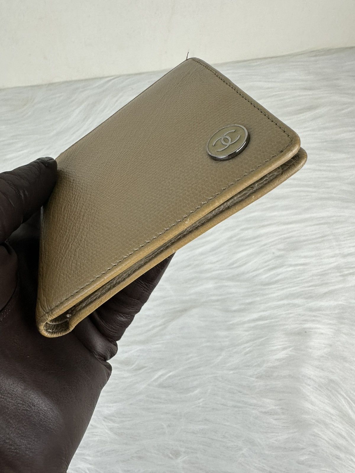 Chanel Chanel Tan/ Beige Caviar Leather Designer Slim Bifold Wallet Size ONE SIZE - 15 Thumbnail