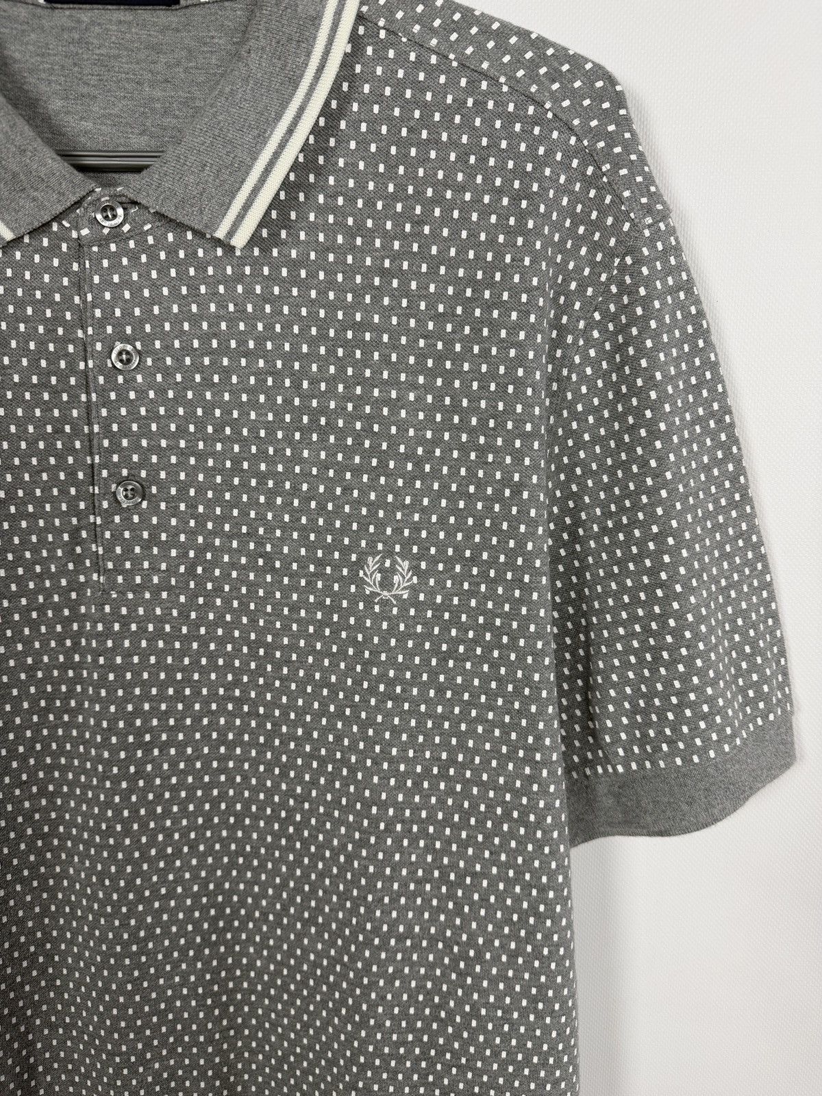 Fred Perry Fred Perry Short Sleeve Polo Shirt Micro Pattern Logo Casual Size US XL / EU 56 / 4 - 6 Thumbnail