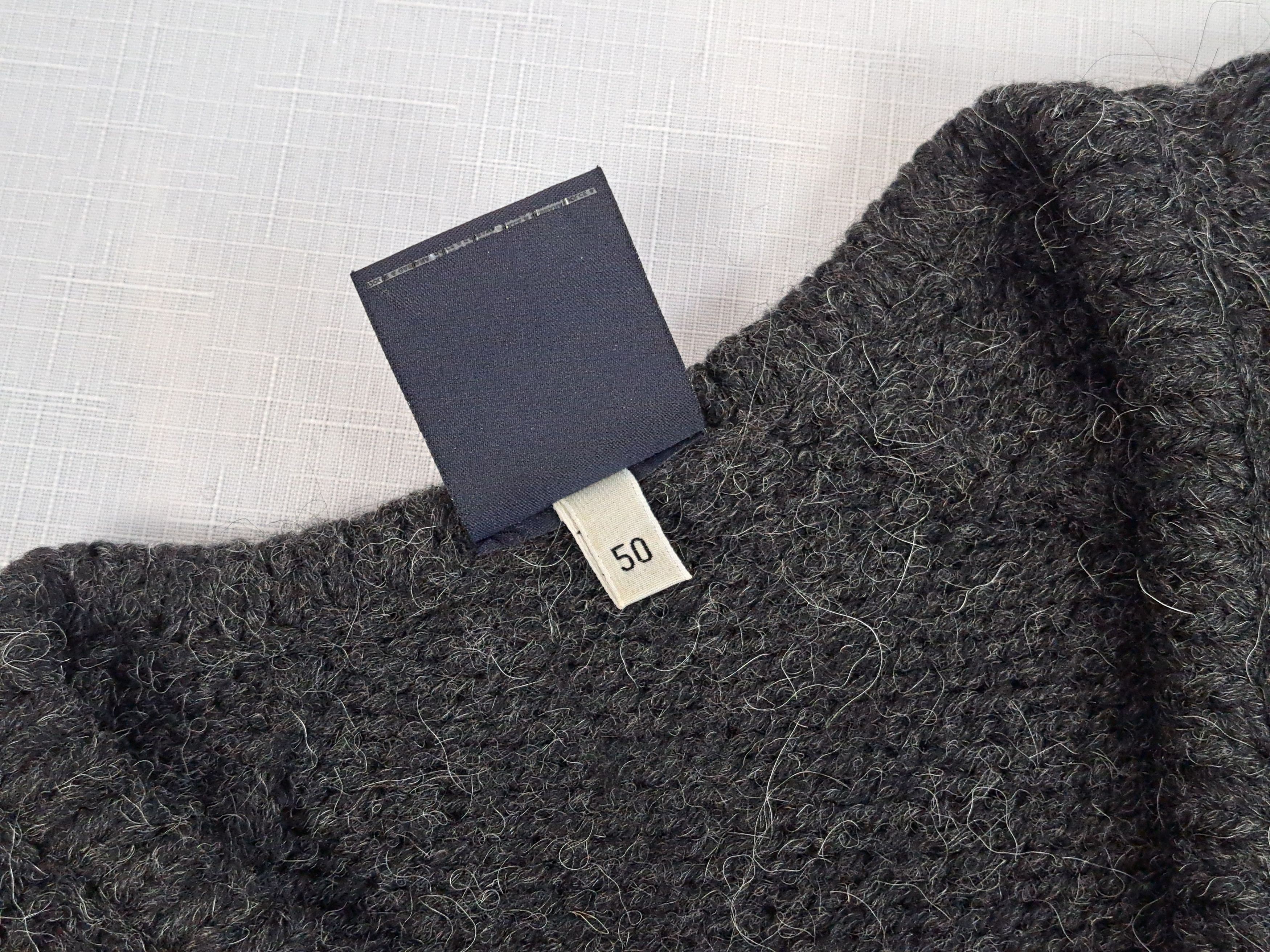 Dolce & Gabbana Vintage Dolce & Gabbana alpaca/wool sweater. Size 50 Size US M / EU 48-50 / 2 - 11 Thumbnail
