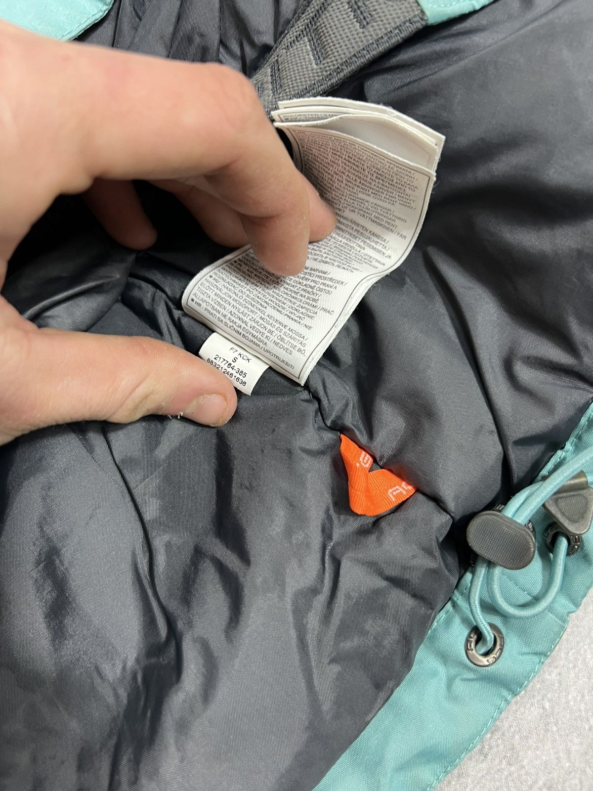 Nike ACG VTG Nike ACG Waterproof Windbreaker Ski Panelled Gorpcore Size US M / EU 48-50 / 2 - 13 Thumbnail