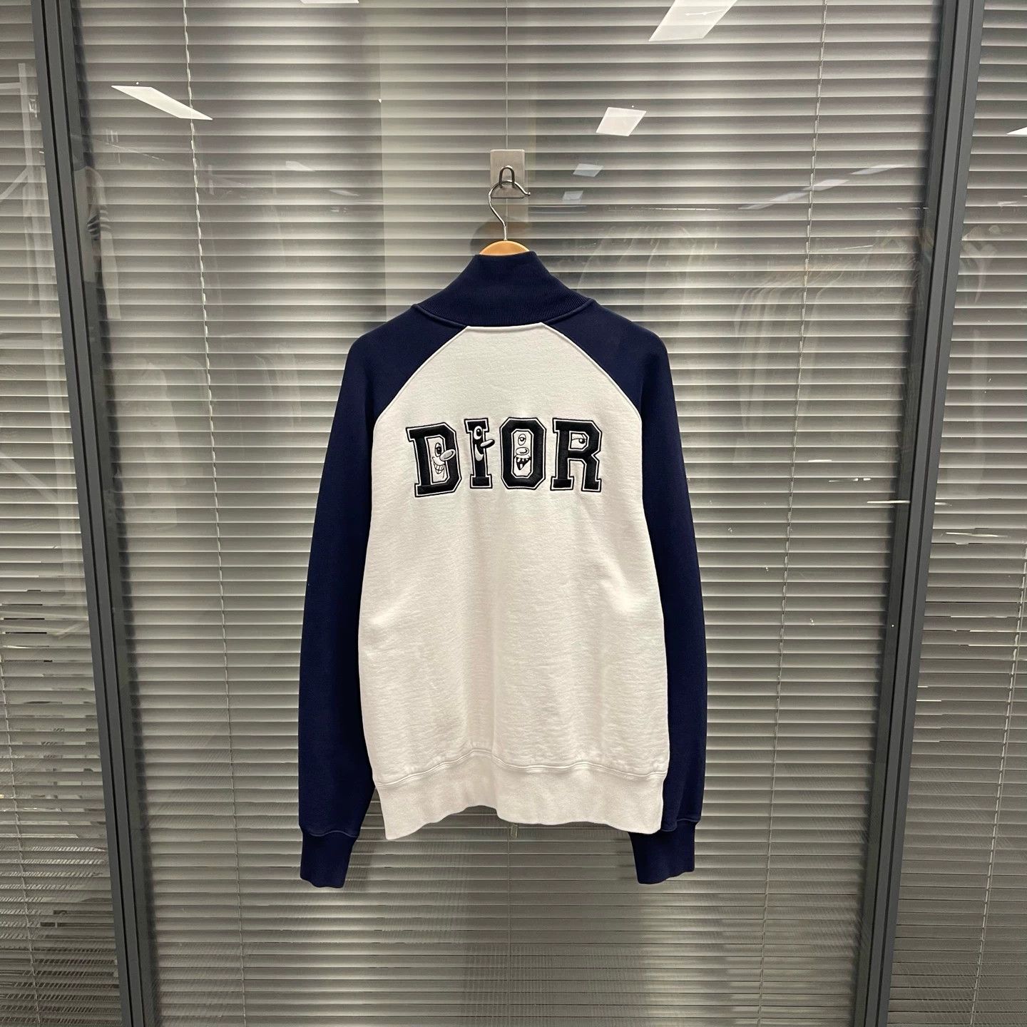 Dior Dior x Kenny Embroidered Spirit Jacket L NEW Size US L / EU 52-54 / 3 - 2 Thumbnail