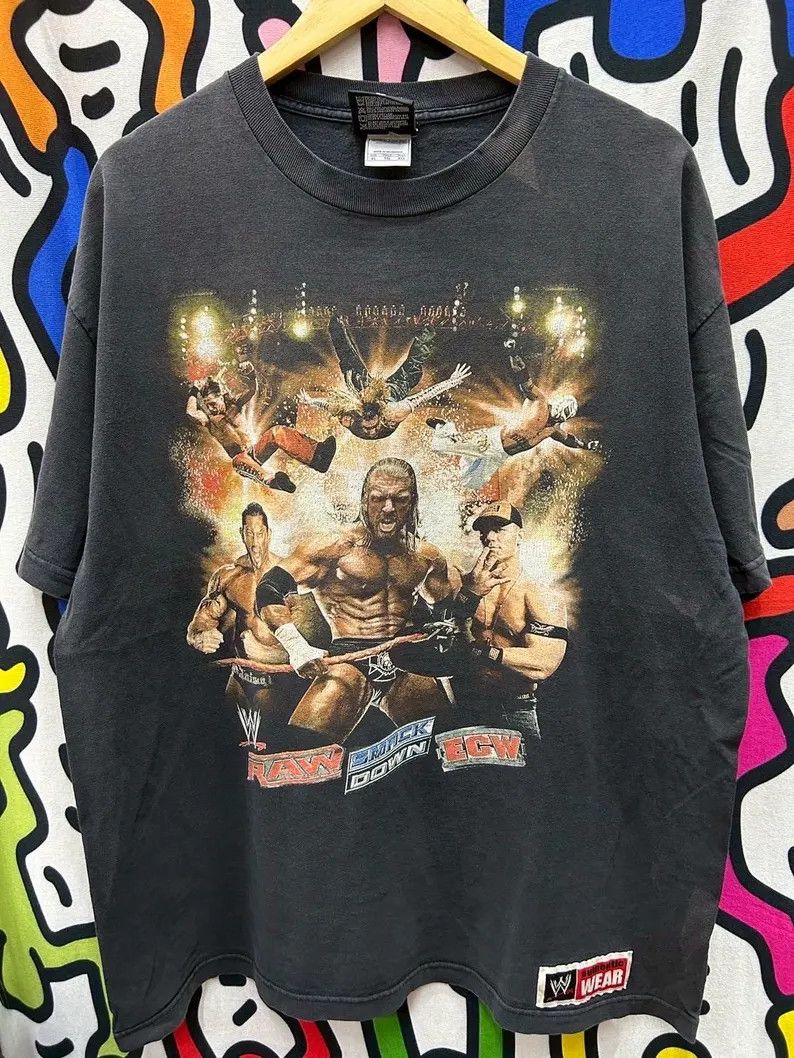WWE Vintage 2000s WWE - Raw , Smack down , ECW tshirt size XL Size US XL / EU 56 / 4 - 2 Thumbnail