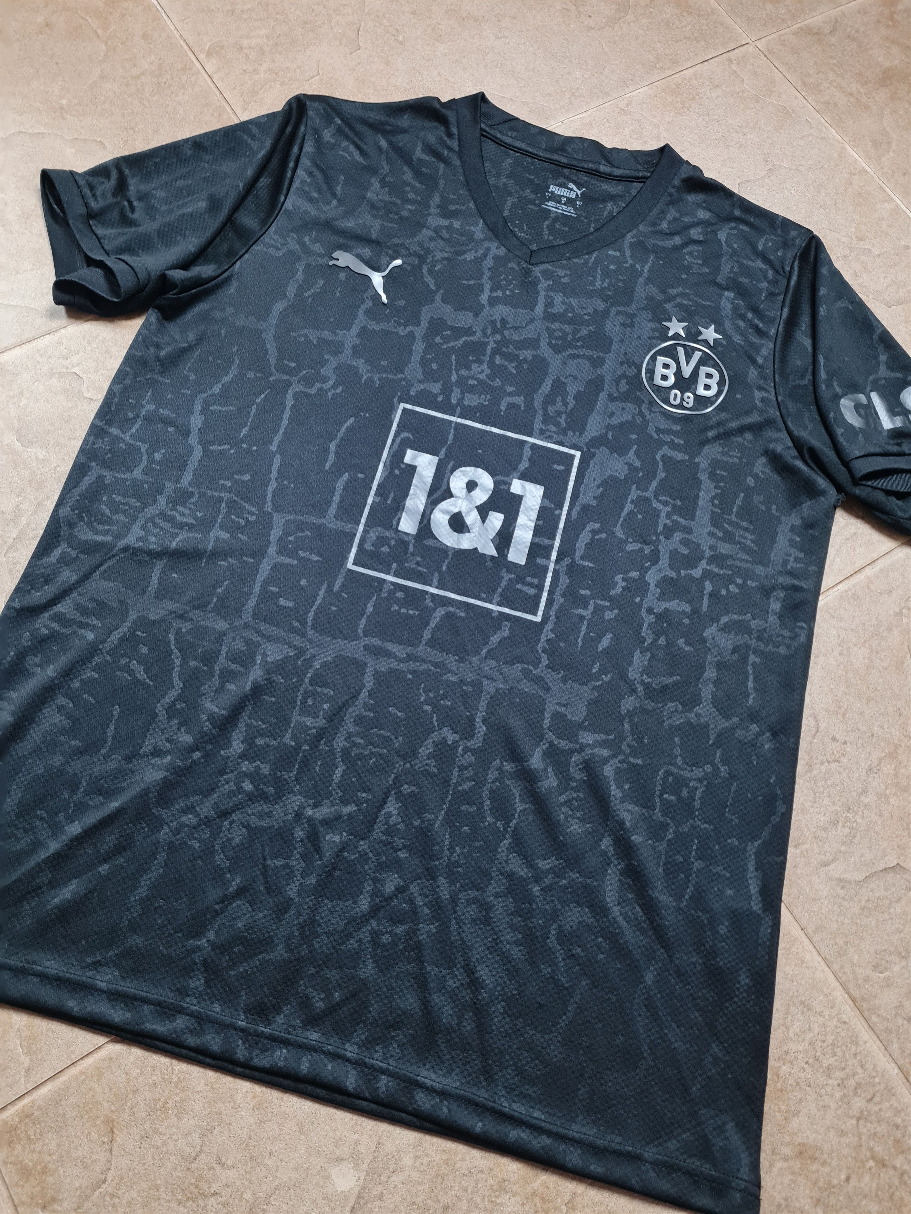 Puma Jersey Puma Borussia Dortmund Soccer Special shirt 2022 Size US L / EU 52-54 / 3 - 5 Thumbnail