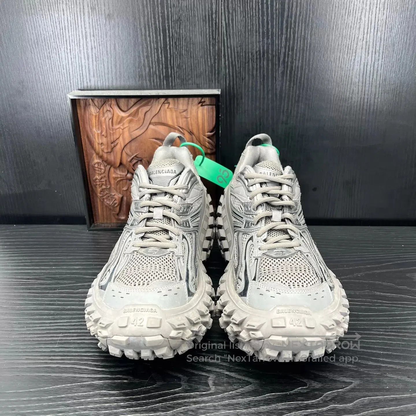 Balenciaga Gray Chunky Sole Low-Top Sneakers. Size US 9 / EU 42 - 2 Thumbnail