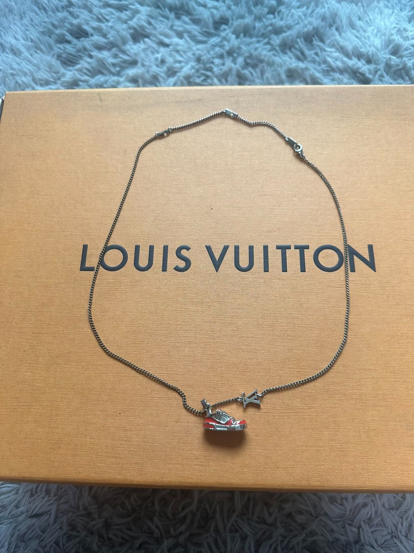 Louis Vuitton Louis Vuitton Enamel Trainer Shoe Necklace Size ONE SIZE - 1 Thumbnail