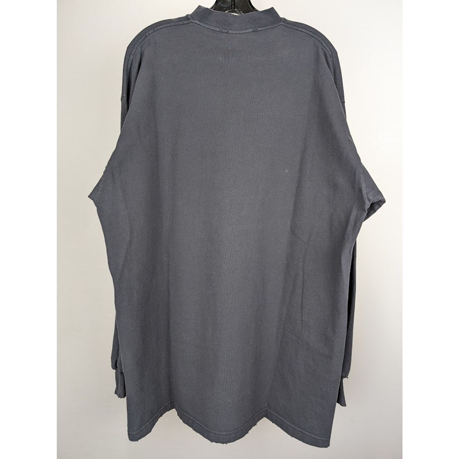 Balenciaga o1rshd1 Long Sleeve T-Shirt in Black Size US L / EU 52-54 / 3 - 11 Thumbnail