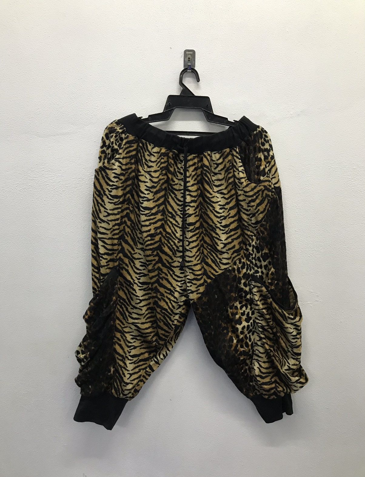 Japanese Brand × Vintage Vintage Tiger Pattern Pants Size US 29 - 1 Thumbnail