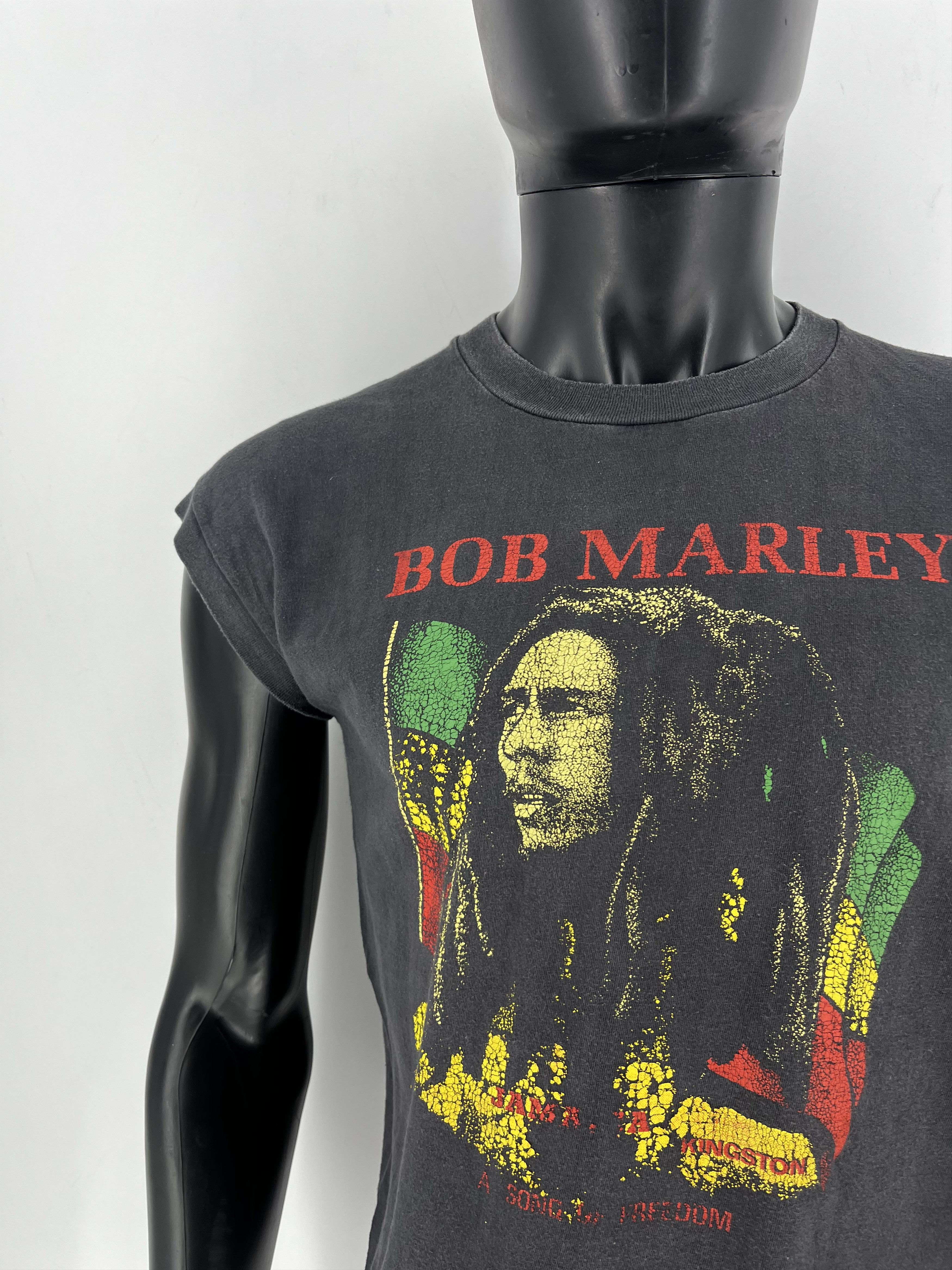 Bob Marley Vintage 90s Bob Marley Zion Rootswear Graphic Tshirt Sz M Size US M / EU 48-50 / 2 - 6 Thumbnail