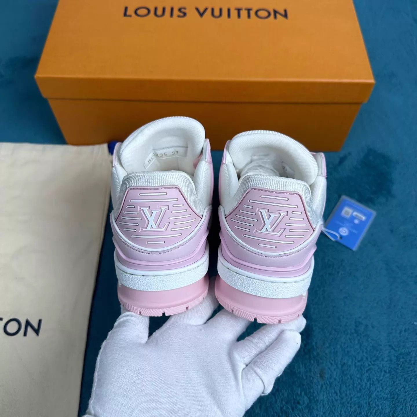 Louis Vuitton LV Trainer Low Top Sneaker Rose Pink 37 Size US 6.5 / IT 36.5 - 4 Thumbnail