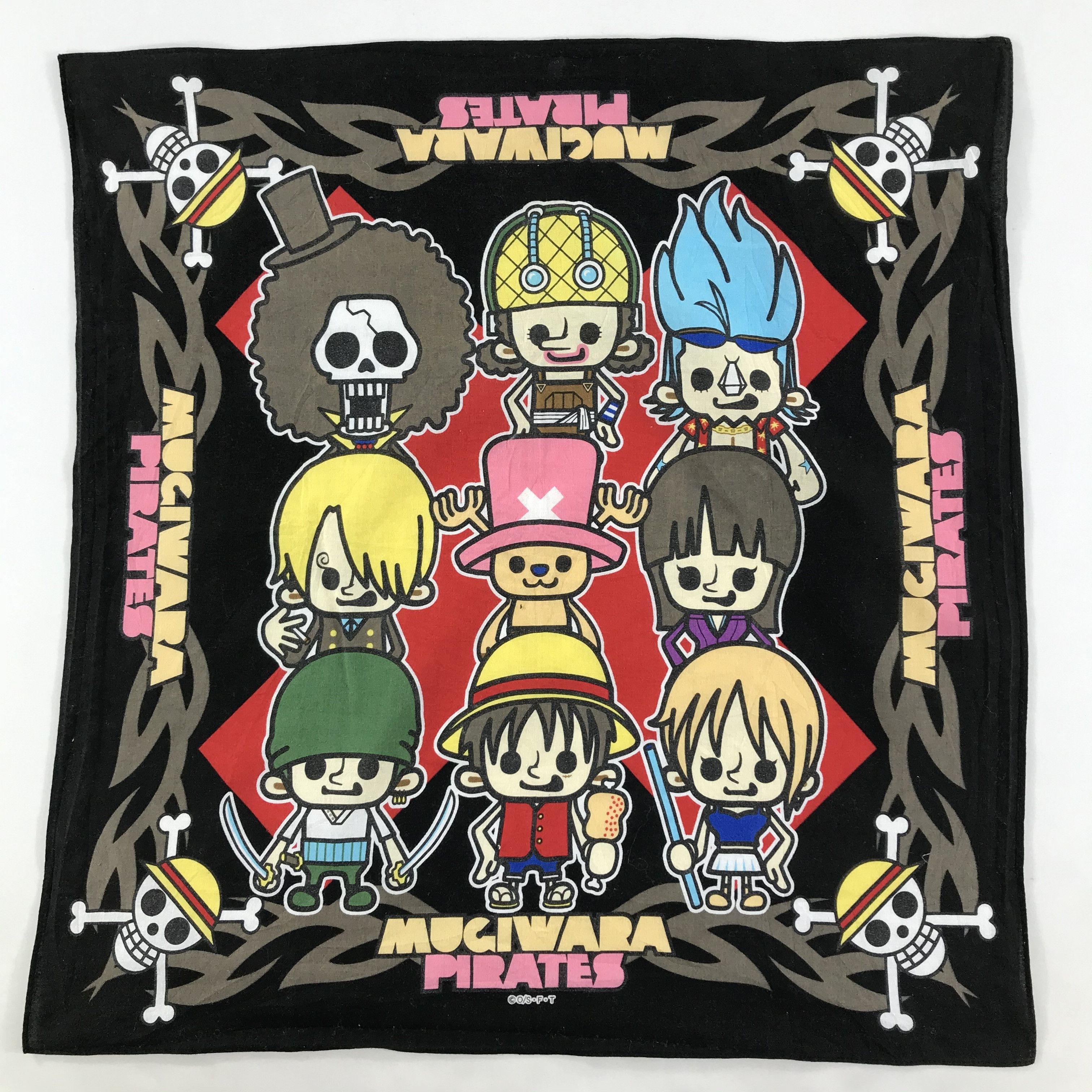 One Piece × Vintage One Piece Bandana / Handkerchief / Neckerchief - S1926 Size ONE SIZE - 1 Thumbnail