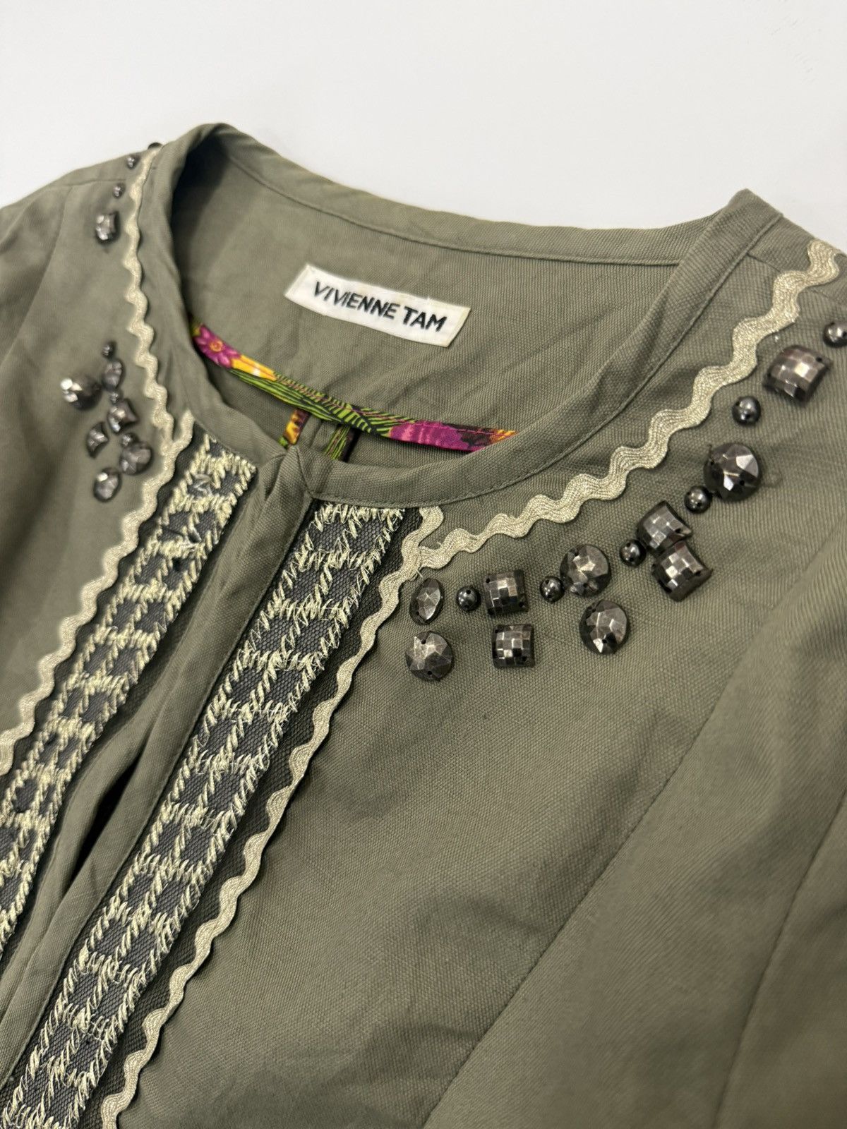 Vivienne Tam 🔥 90s Vivienne Tam Olive Cropped Jacket Boho Beaded Designer Size S / US 4 / IT 40 - 5 Thumbnail