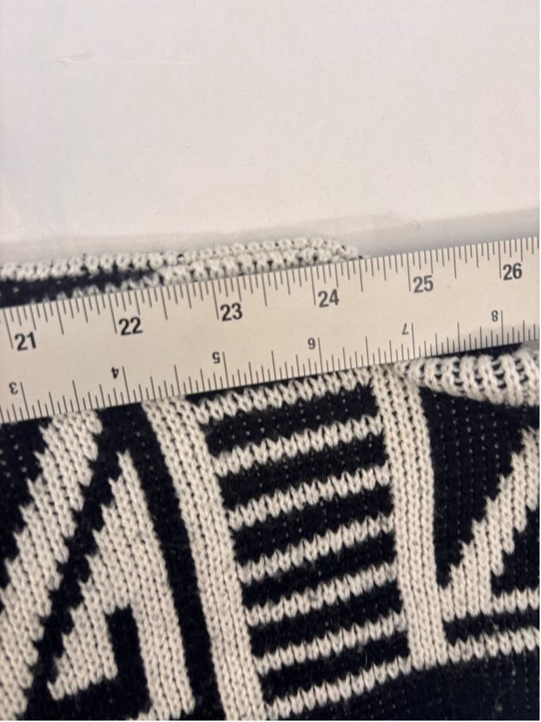 Forever 21 Women's Forever 21 Cardigan Size L Black White Patterned Size L / US 10 / IT 46 - 3 Thumbnail