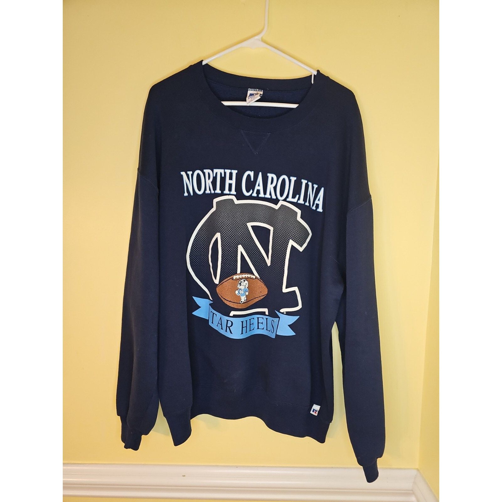 Russell Athletic Vintag Russell Athletic College Sweatshirt UNC Tarheels XXL Size US XXL / EU 58 / 5 - 1 Thumbnail