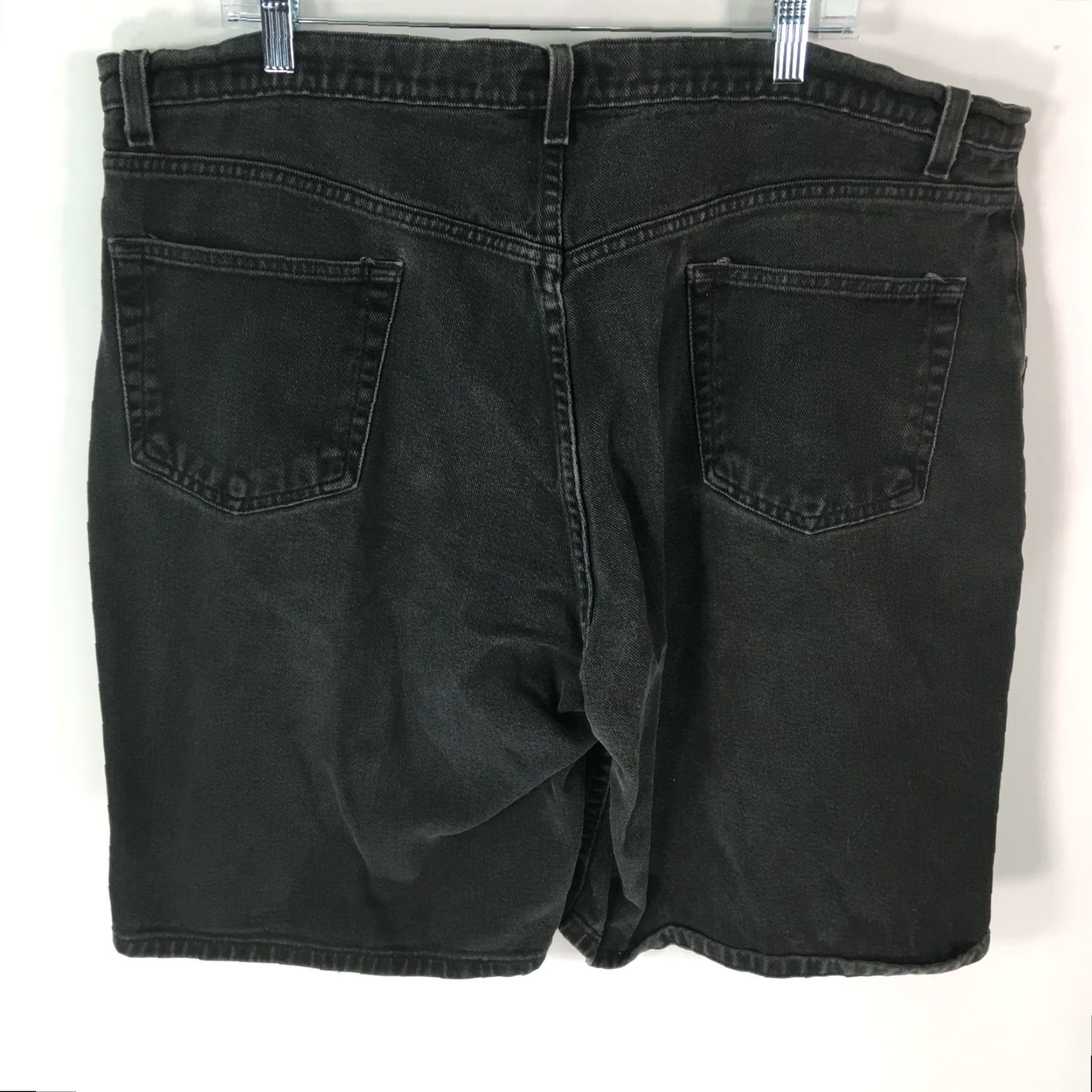 Cherokee Cherokee Mens Jeans Shorts Black Size 42 Regular Fit Denim 9in Inseam Casual Belt Loops 5-Pocket US Mexico Size US 42 / EU 58 - 2 Thumbnail