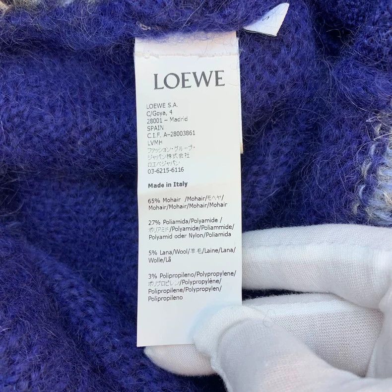 Loewe LOEWE Large single row knit long sleeves Size S / US 4 / IT 40 - 6 Thumbnail