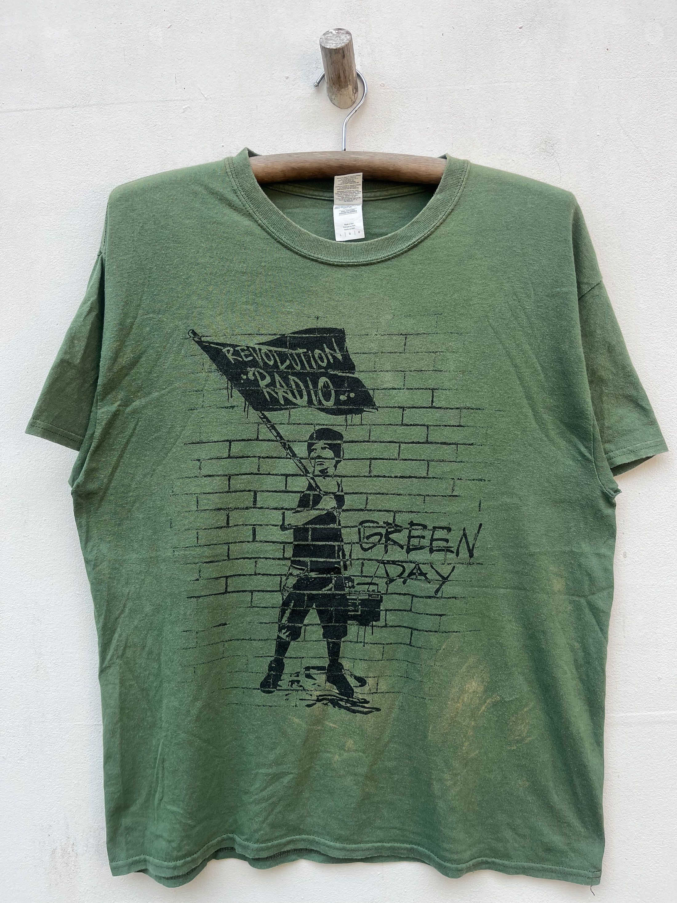Band Tees Green Day Revolution Radio Album Tour Promo Size US L / EU 52-54 / 3 - 1 Thumbnail