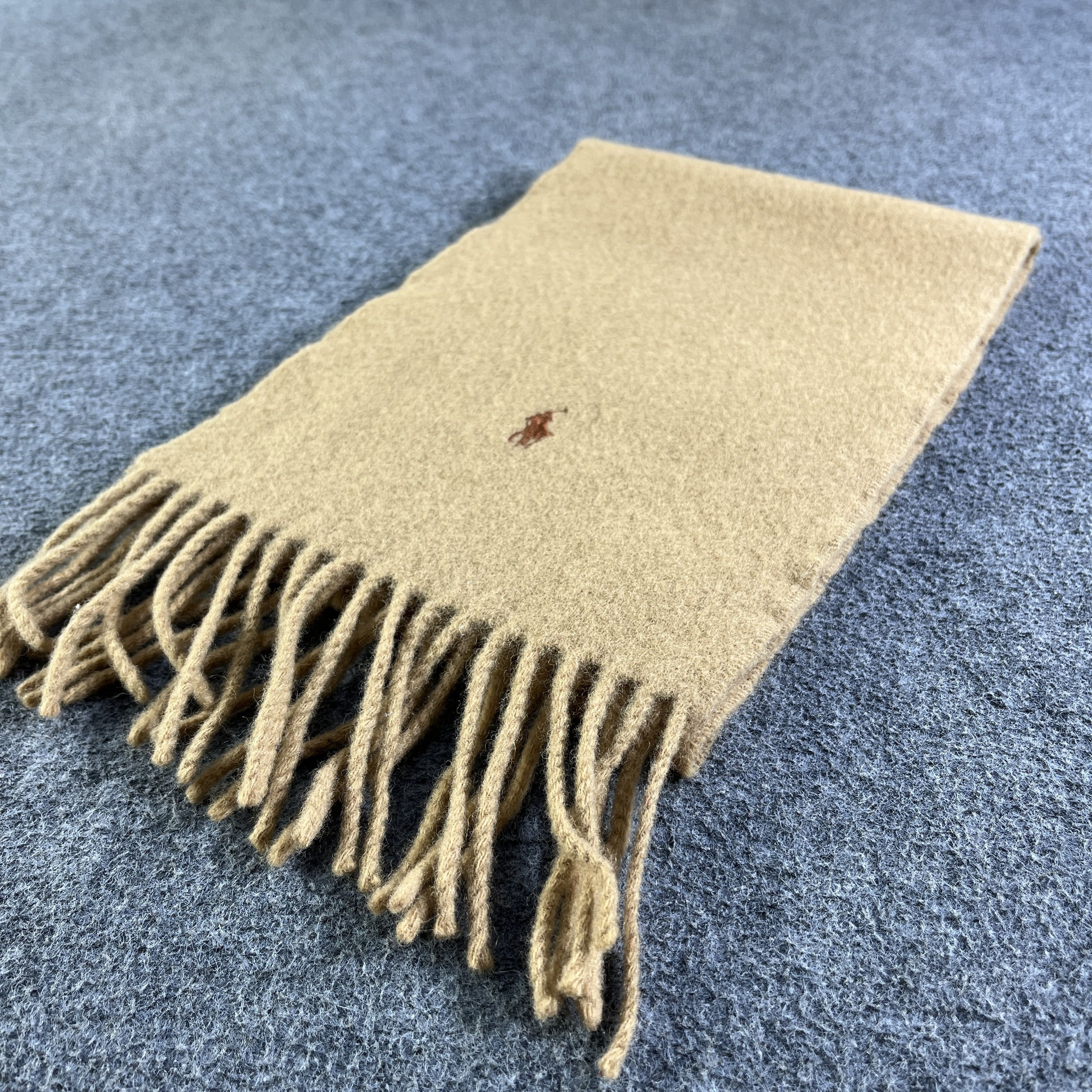 Ralph Lauren Scarf / Muffler / Neckwear T802