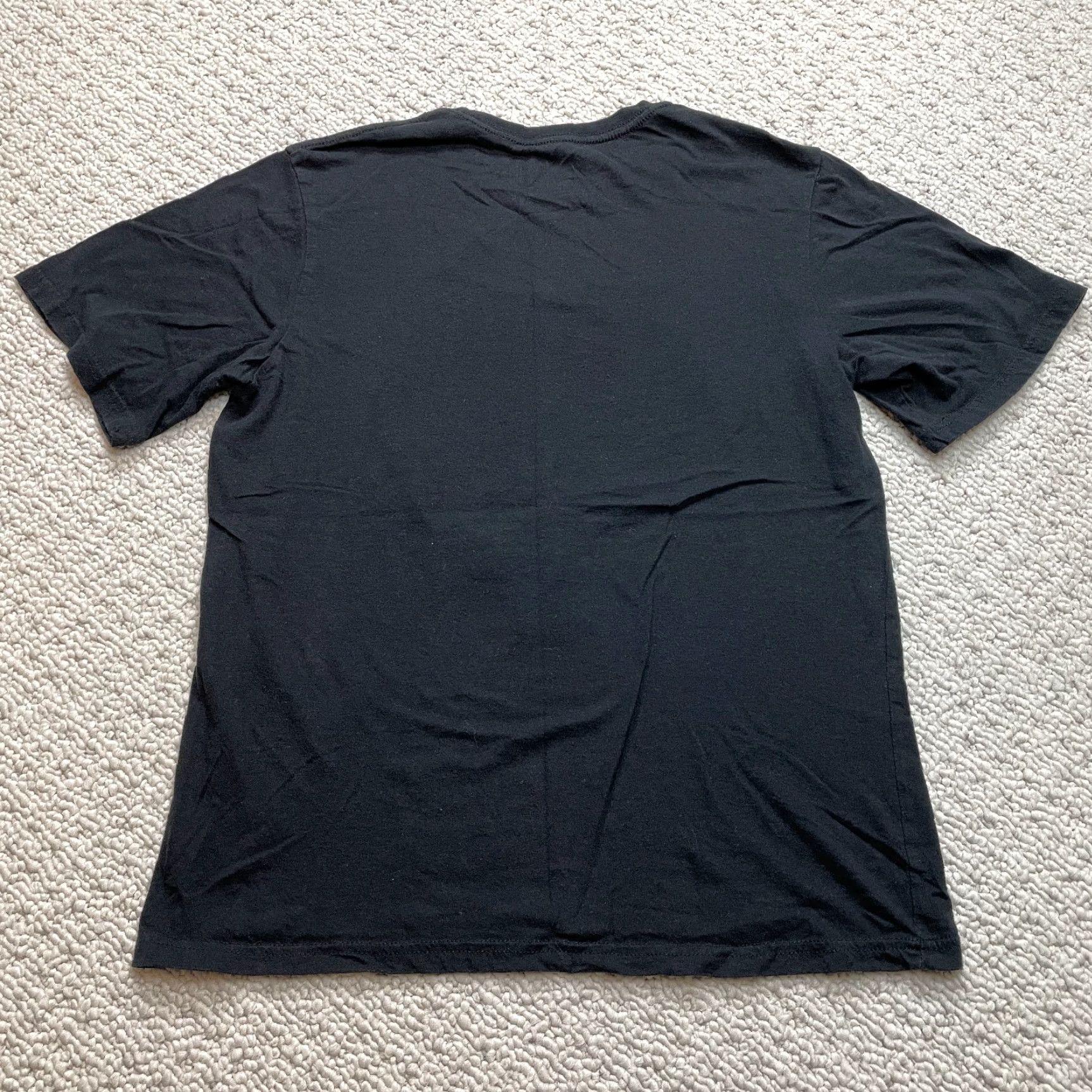 Vintage Harry Potter Shirt Mens Medium Black Hogwarts Logo Short Sleeve Adult Crew Soft Size US M / EU 48-50 / 2 - 7 Thumbnail
